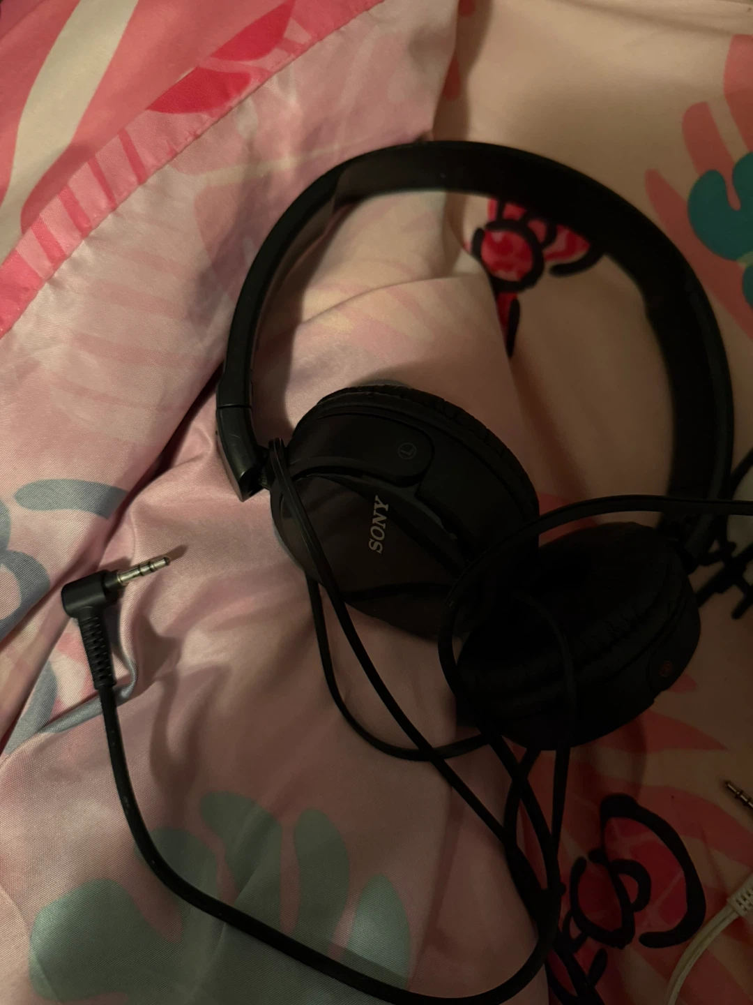 Sony Headphones - Black and White - photo 2