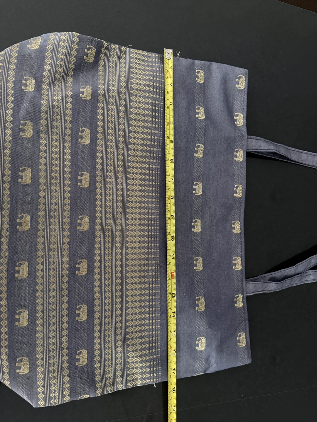 pastel purple tote bag with elephant pattern - photo 5