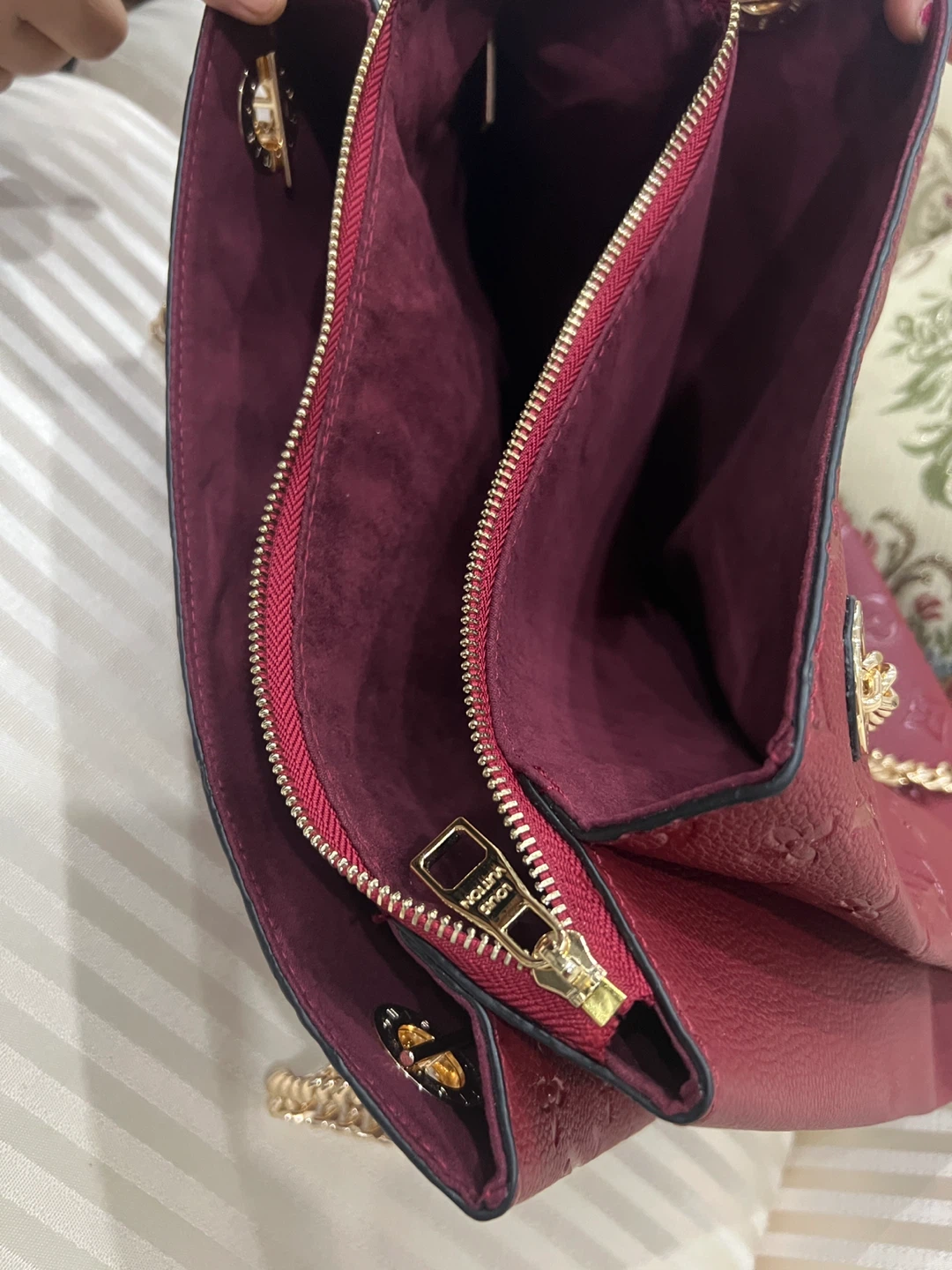 Louis Vuitton Shoulder Bag - photo 3