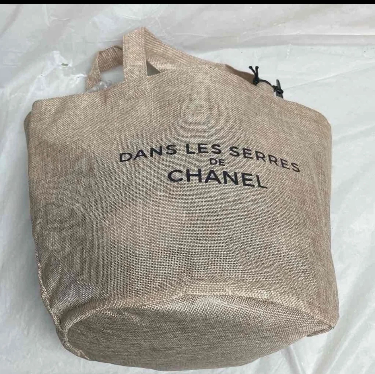 Chanel "Dans Les Serres" Tote Bag - photo 3