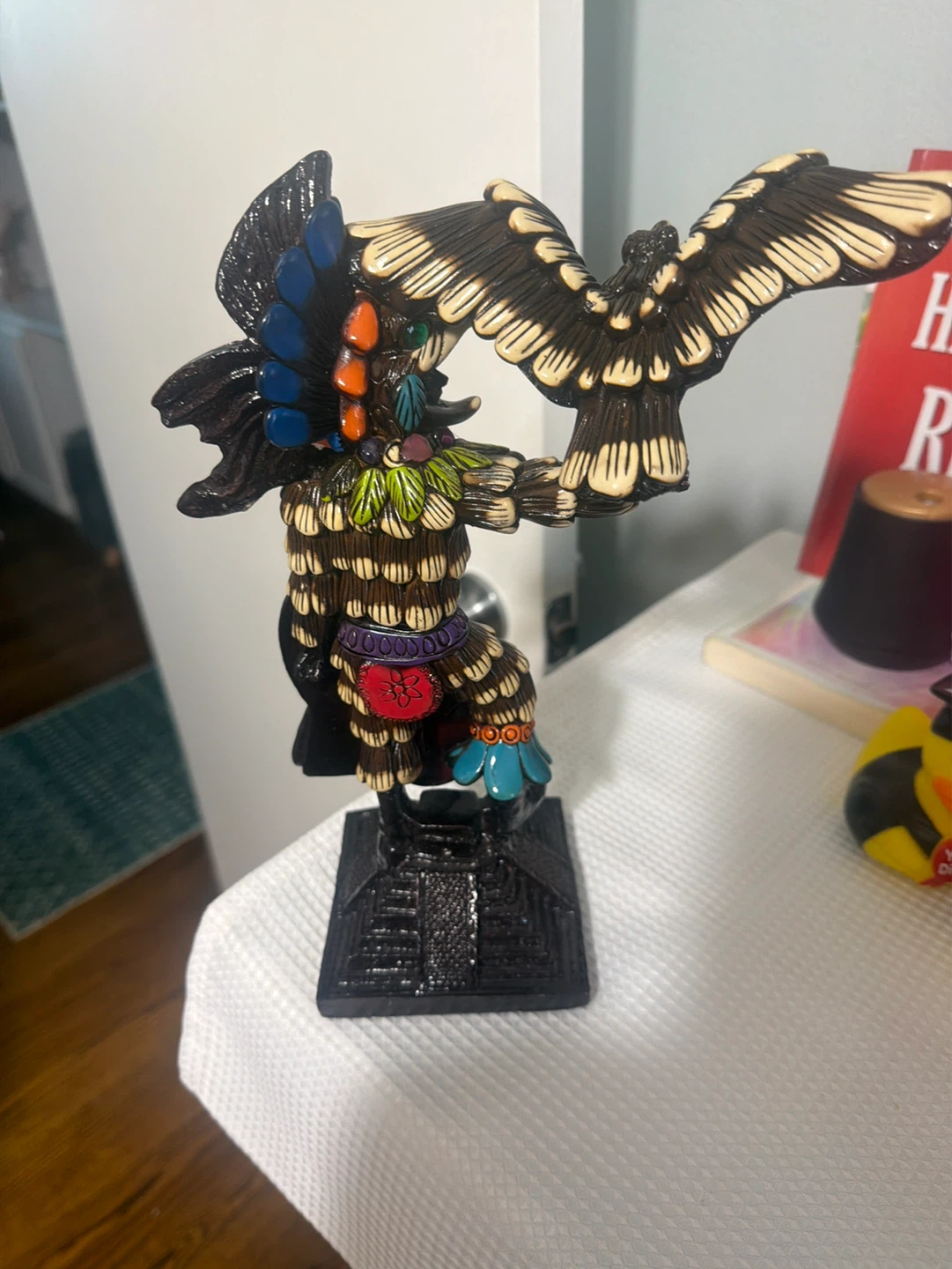 Decorative Figurine with Eagle Motif - photo 2