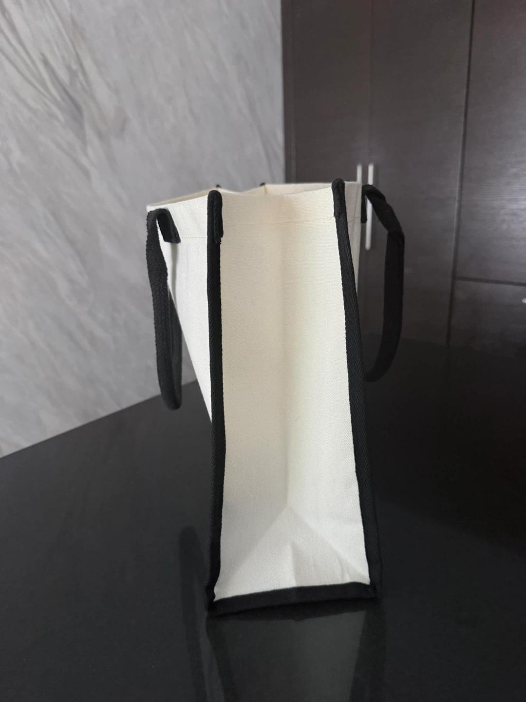Canvas Tote Bag with 'L' Monogram - photo 5