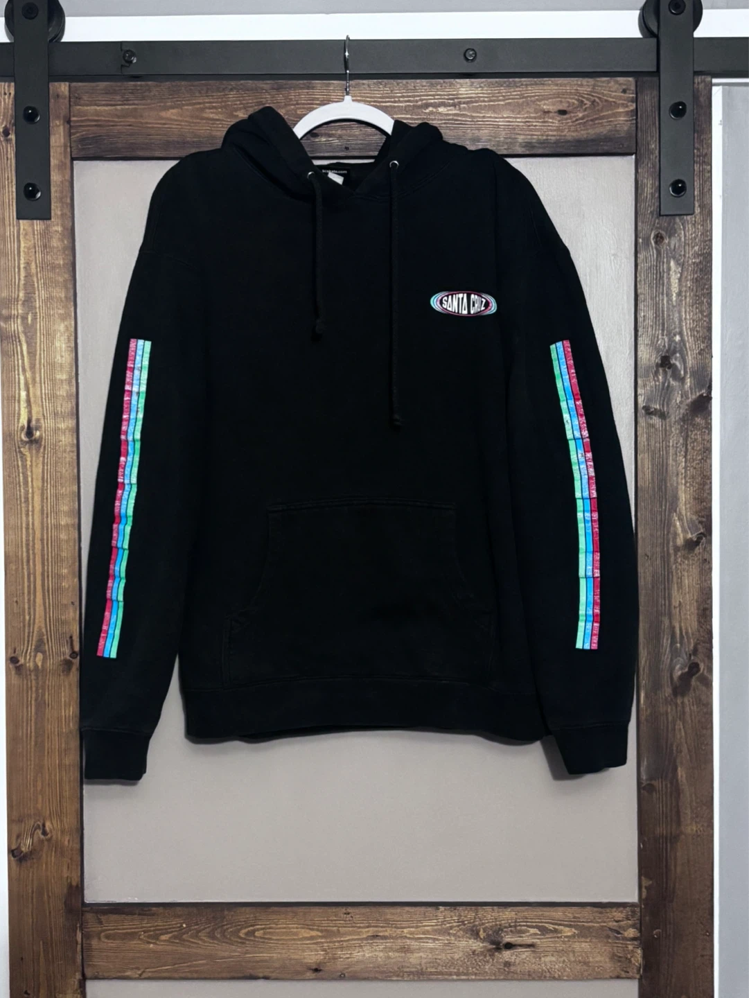 ⚽️Santa Cruz Black Hoodie (men’s large)
