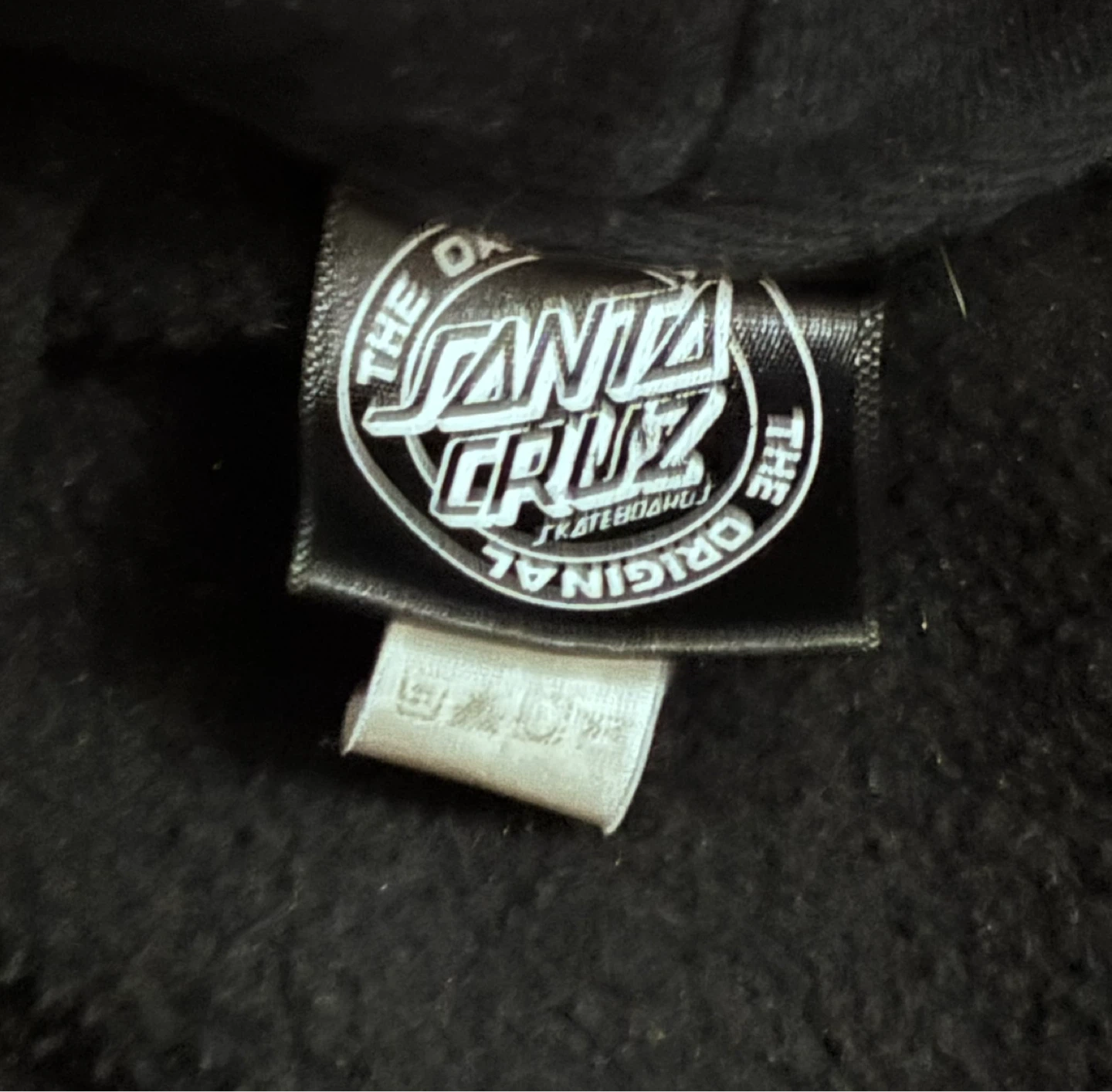 ⚽️Santa Cruz Black Hoodie (men’s large) - photo 5