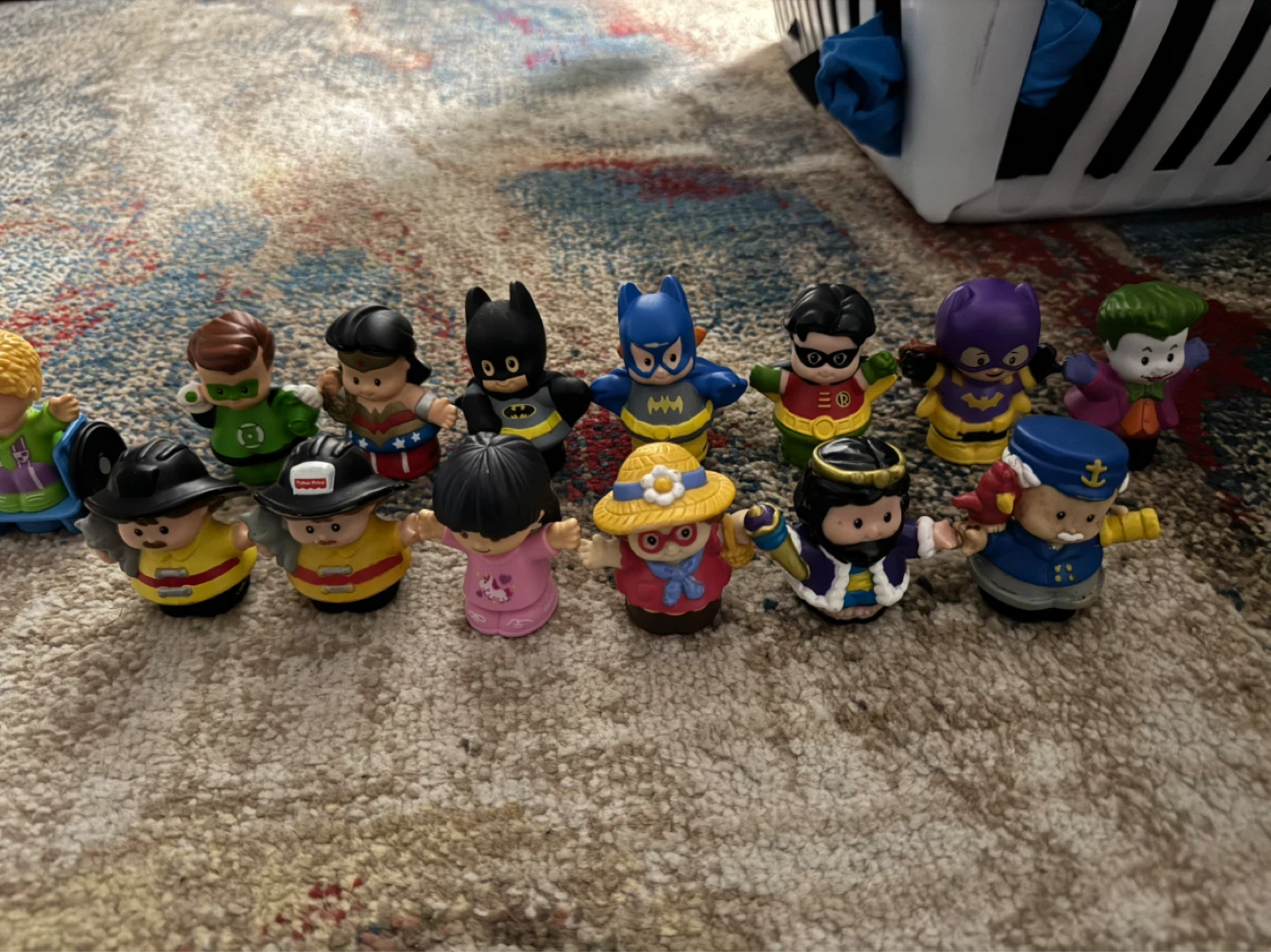 Fisher-Price Little People DC Comics & Friends Figures - photo 2