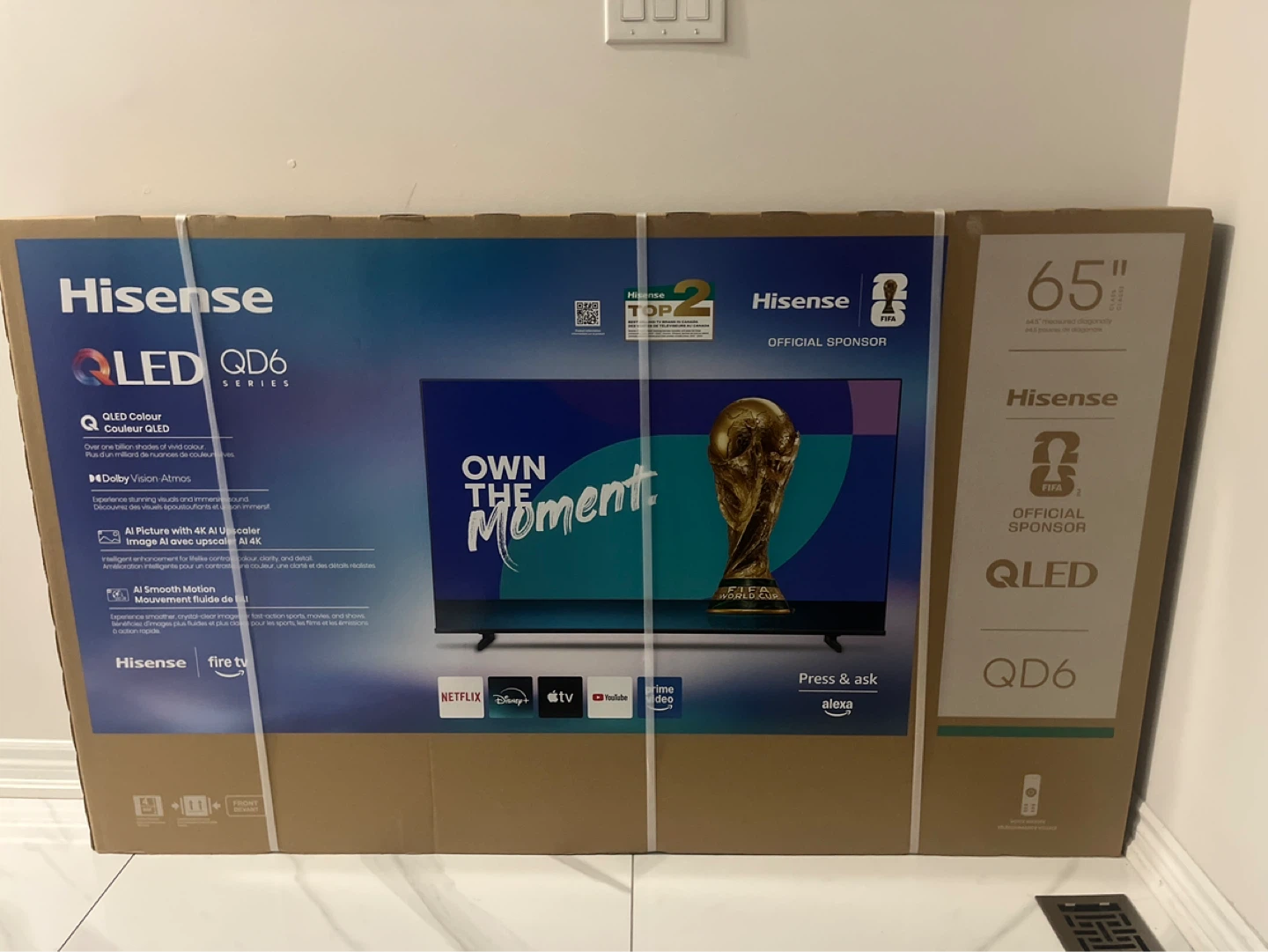 Hisense 65" QLED QD6 Smart TV