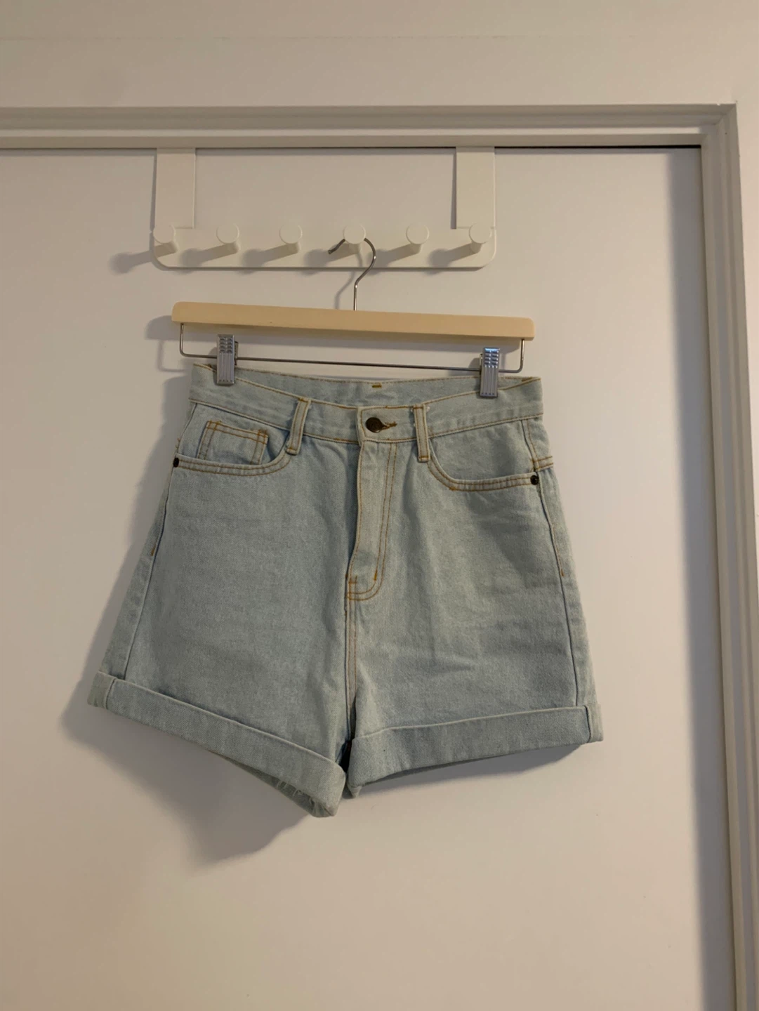 High-Waisted Denim Shorts Light Wash
