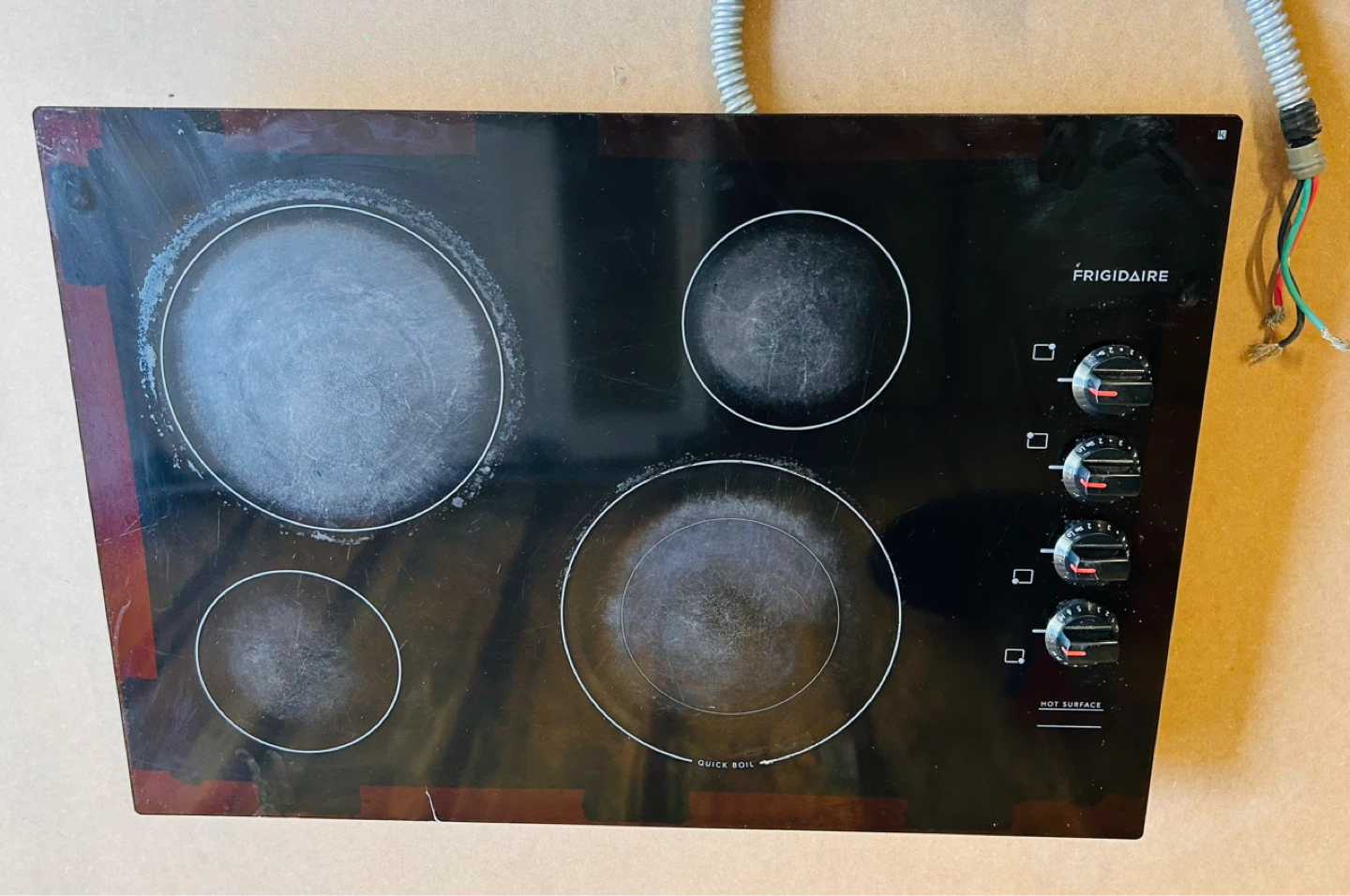Frigidaire 4-Burner Electric Cooktop - photo 2