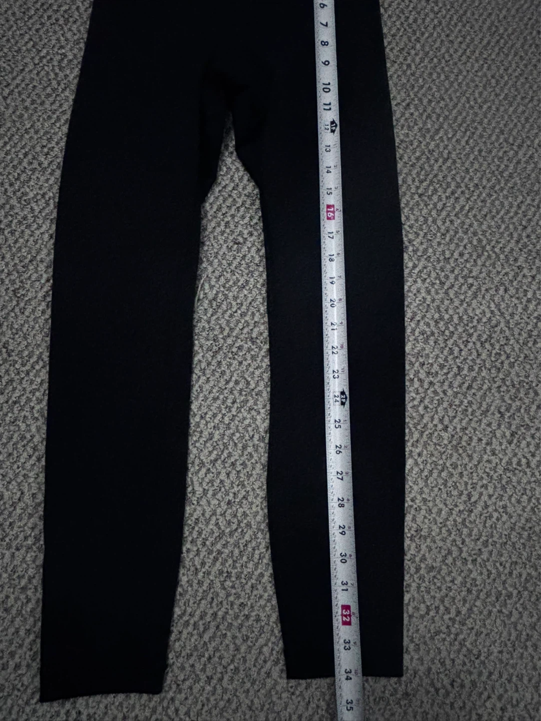 ⚽️Lululemon Black Leggings Size 6 - photo 5