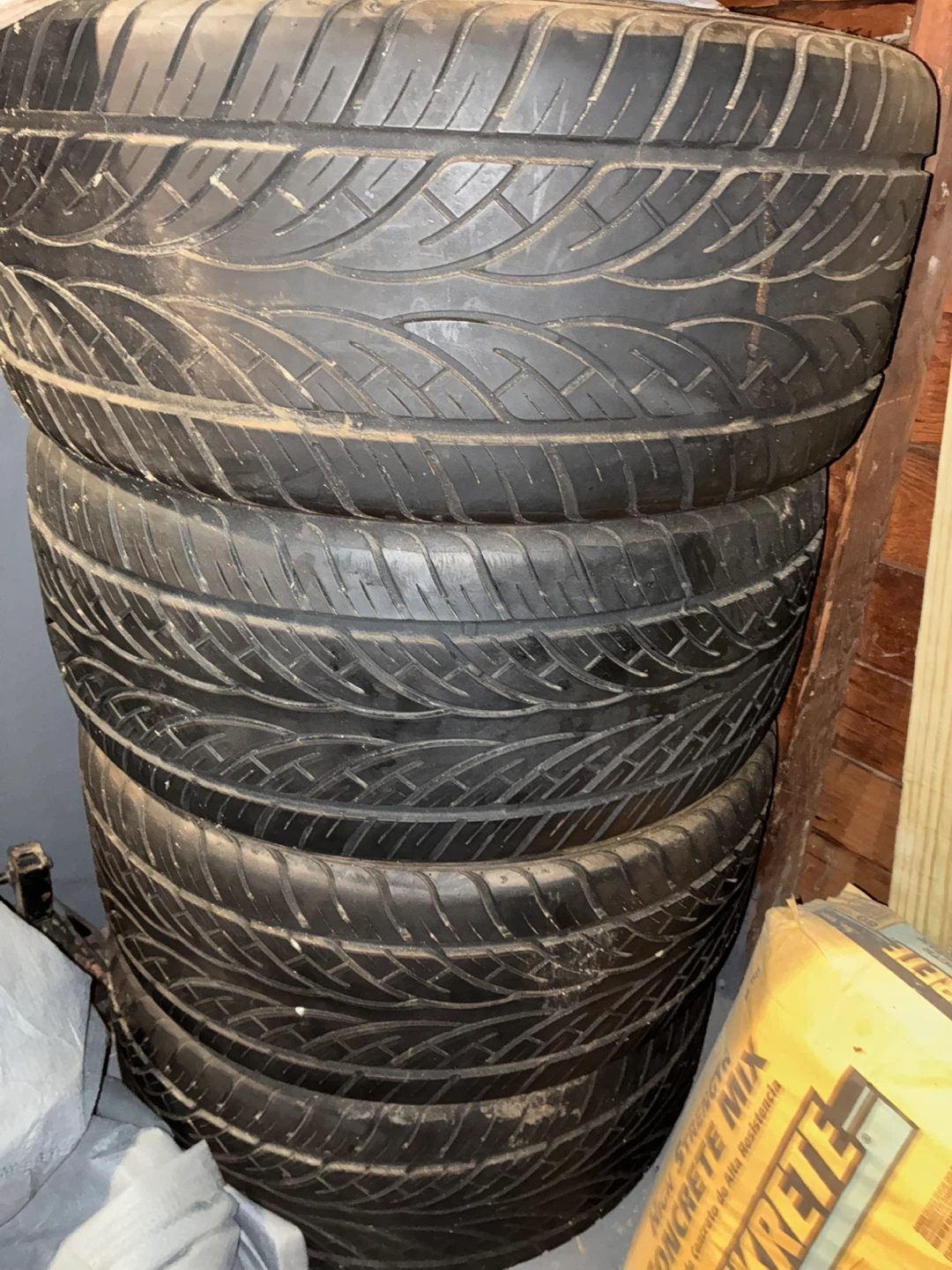 265/30ZR22 97W XL Tires (Set of 4)