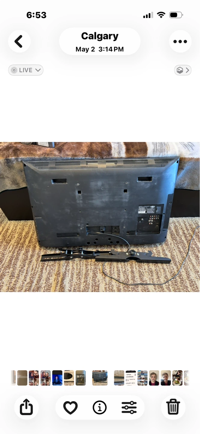 Sony KDL-40EX500 Television - photo 2