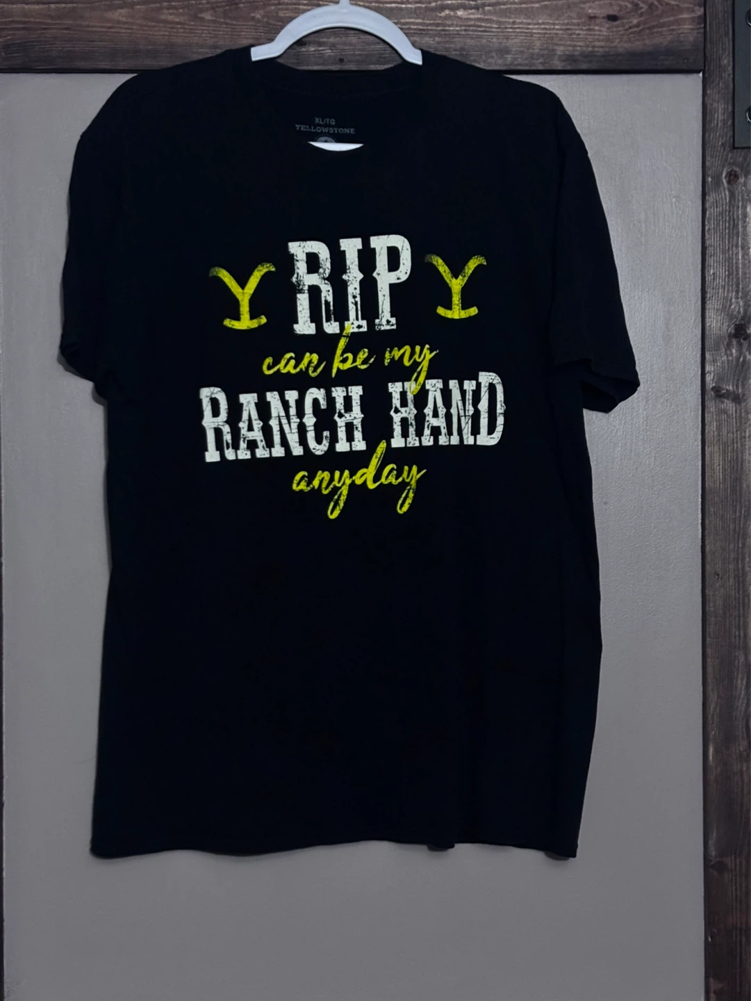 ⚽️Yellowstone "Rip can be my Ranch Hand" T-Shirt XL