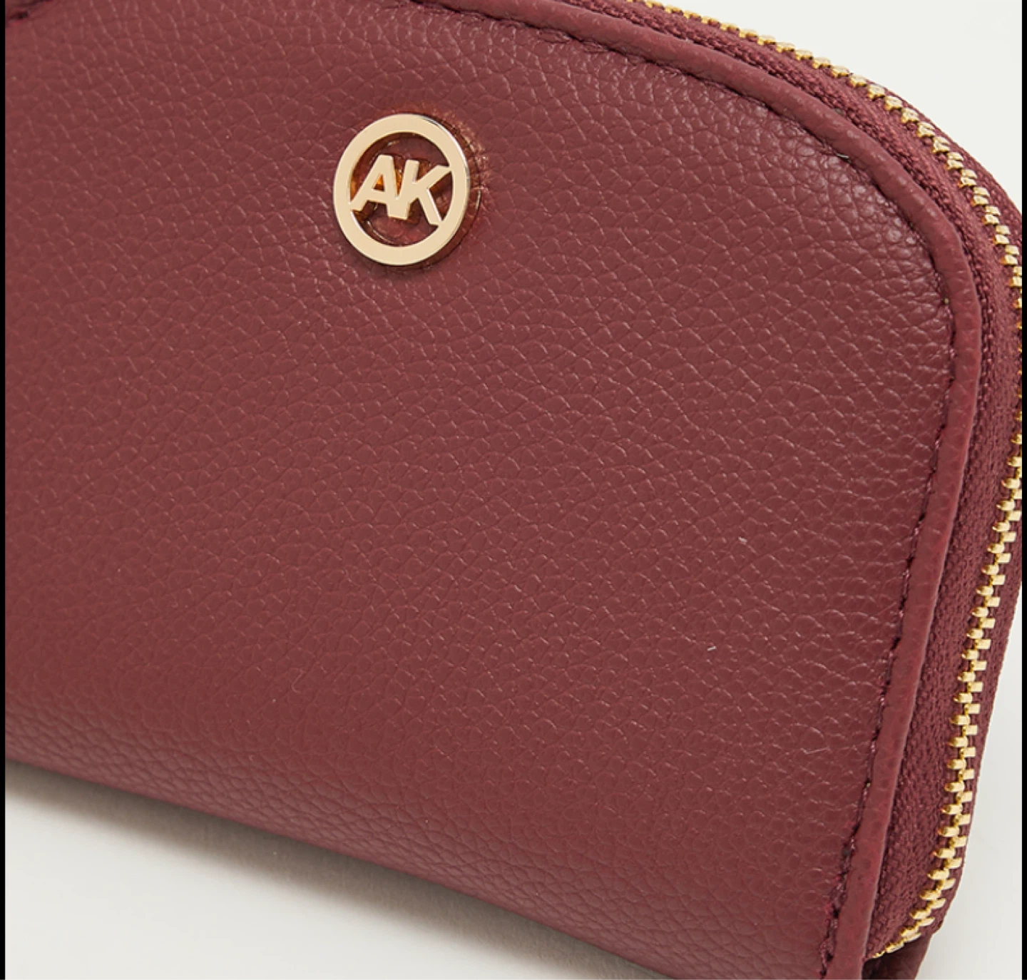✨ BRAND NEW Anne Klein Burgundy Card Holder - photo 3