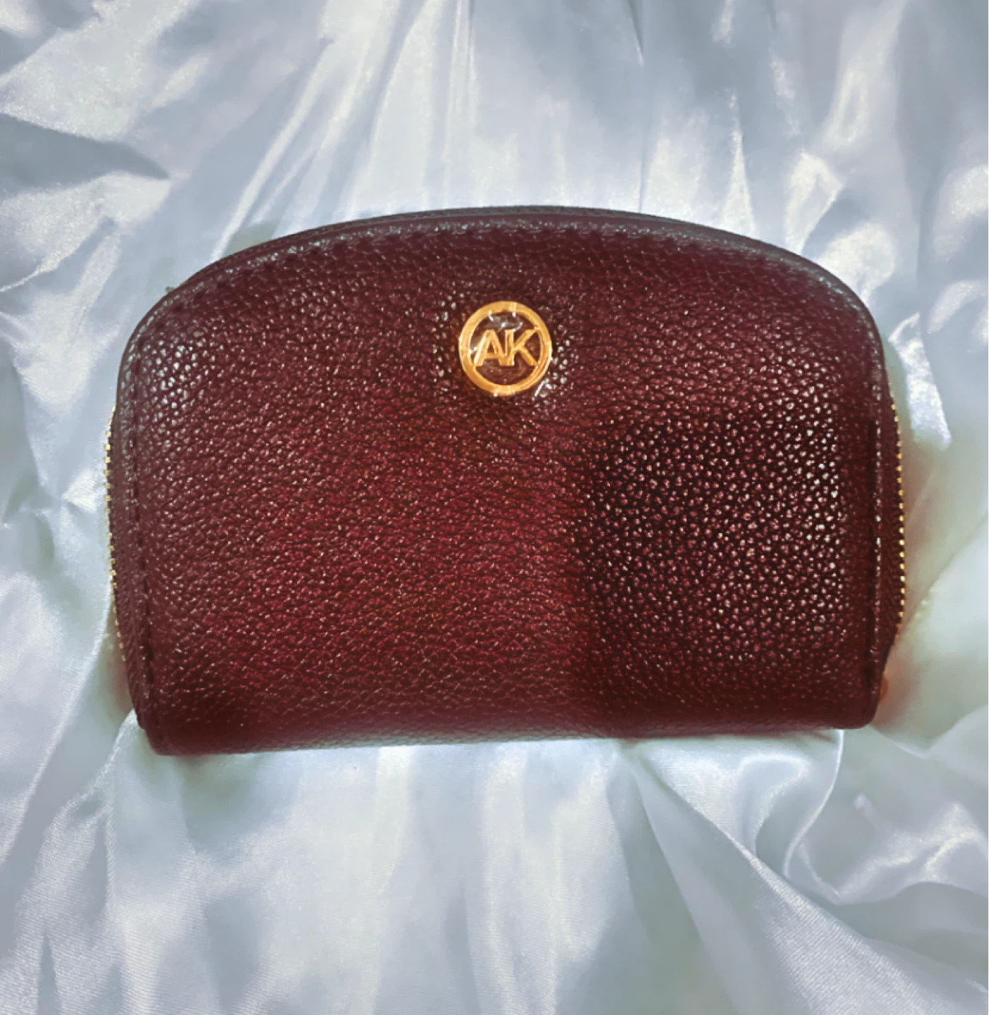 ✨ BRAND NEW Anne Klein Burgundy Card Holder