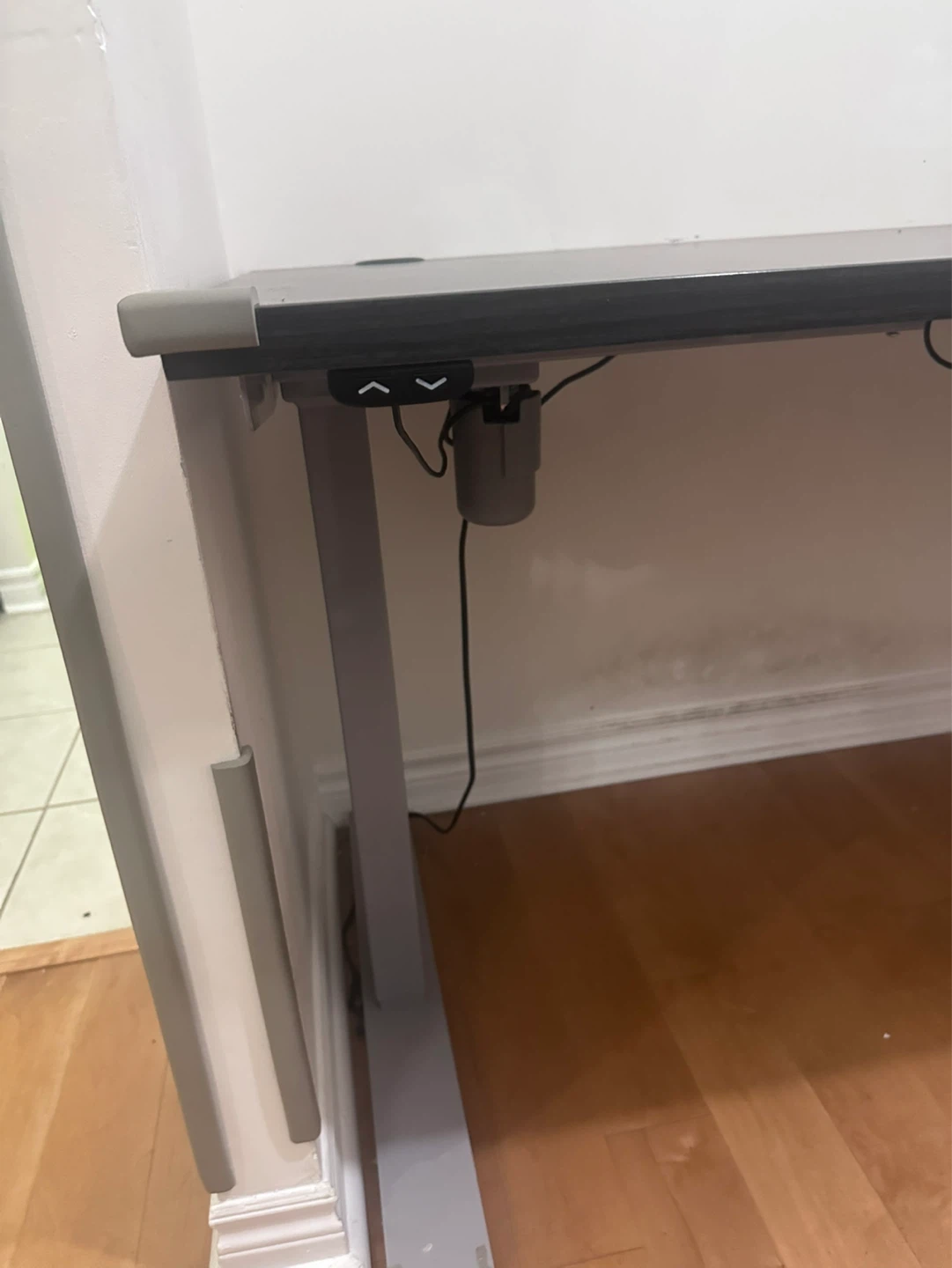 Bestar Upstand Height Adjustable Desk