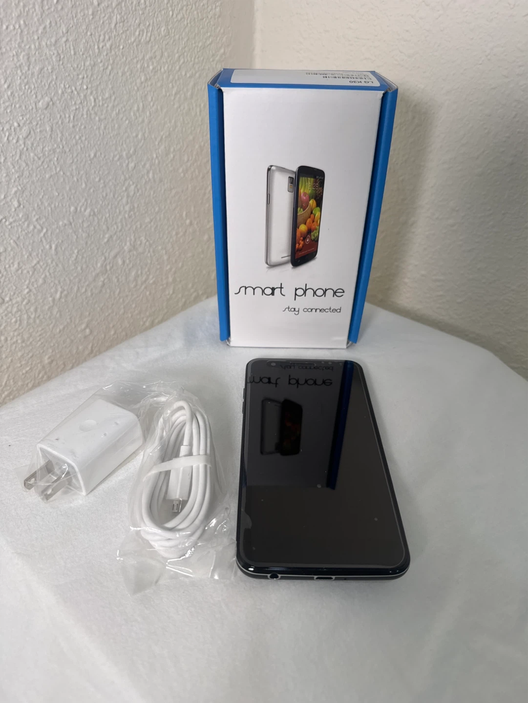LG K30 Smartphone - photo 2