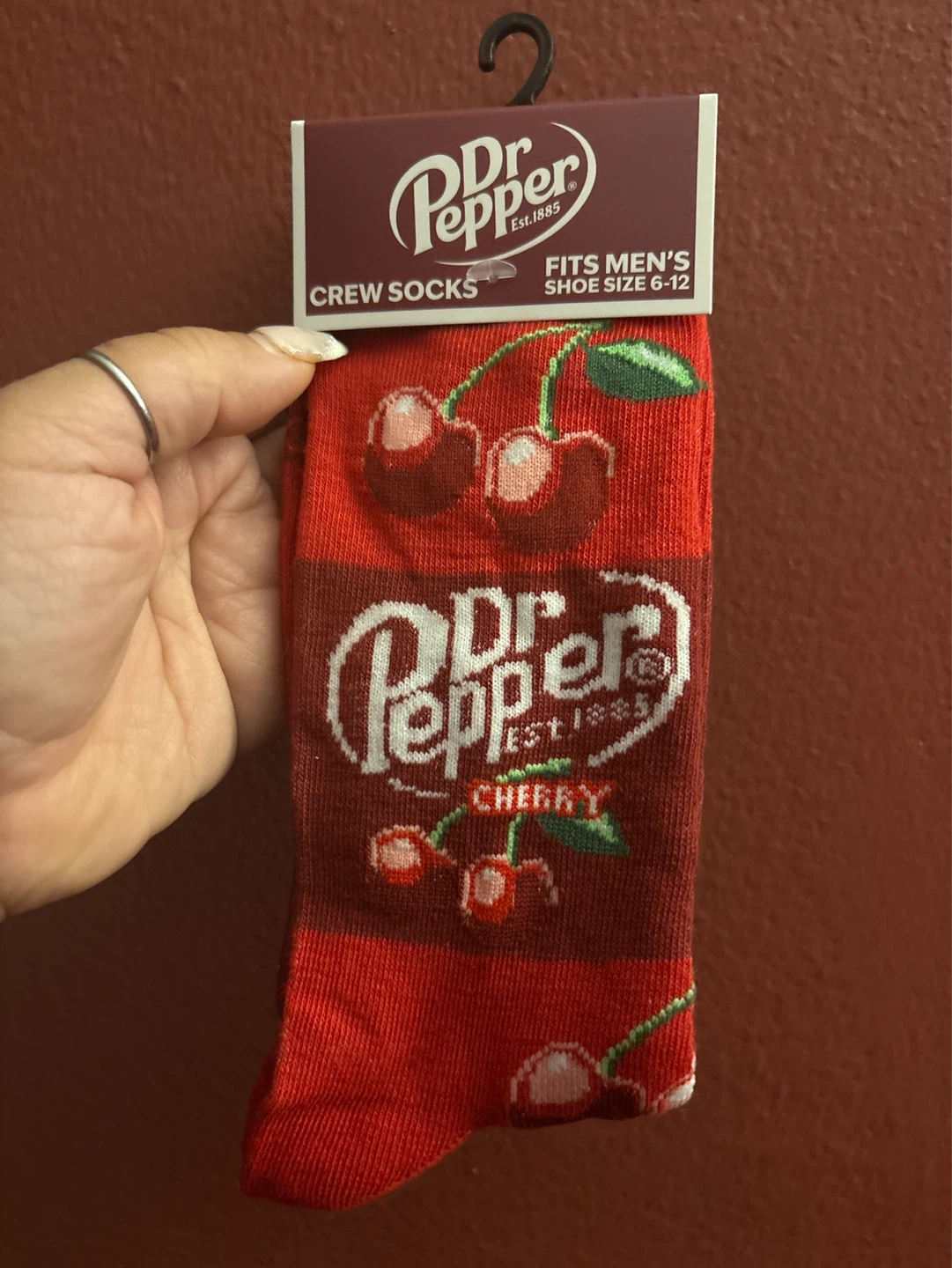 ⚽️ Collectible Dr. Pepper Cherry Crew Socks - Men's Size 6-12 - photo 4