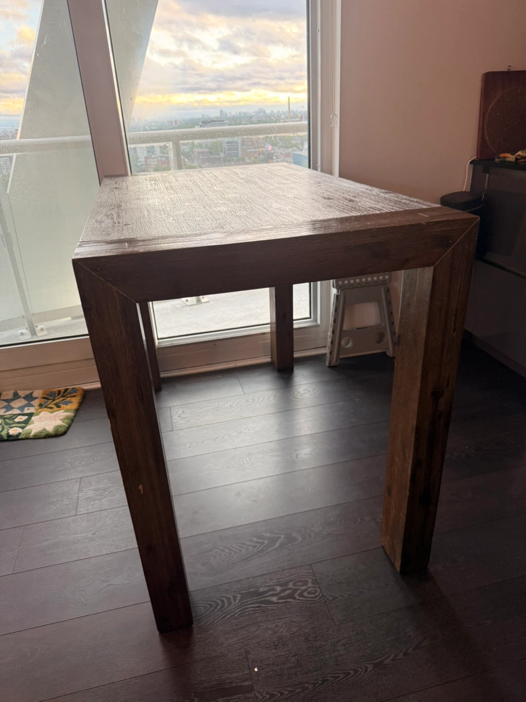 Wooden dining table & 2 chairs - photo 2