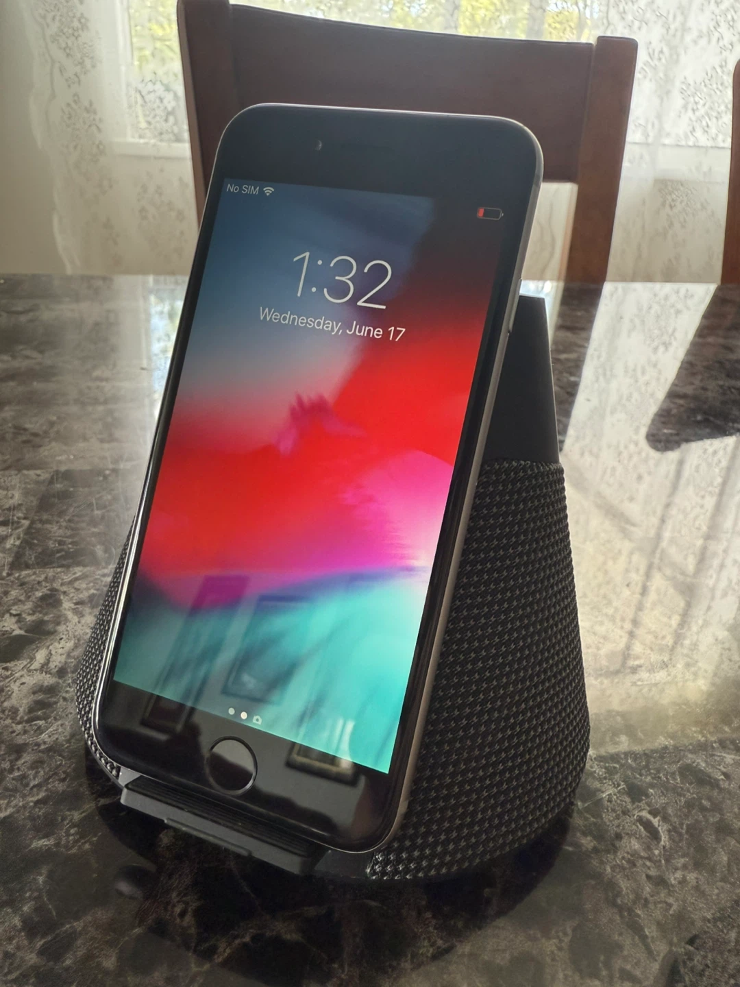 iPhone 6 - photo 2