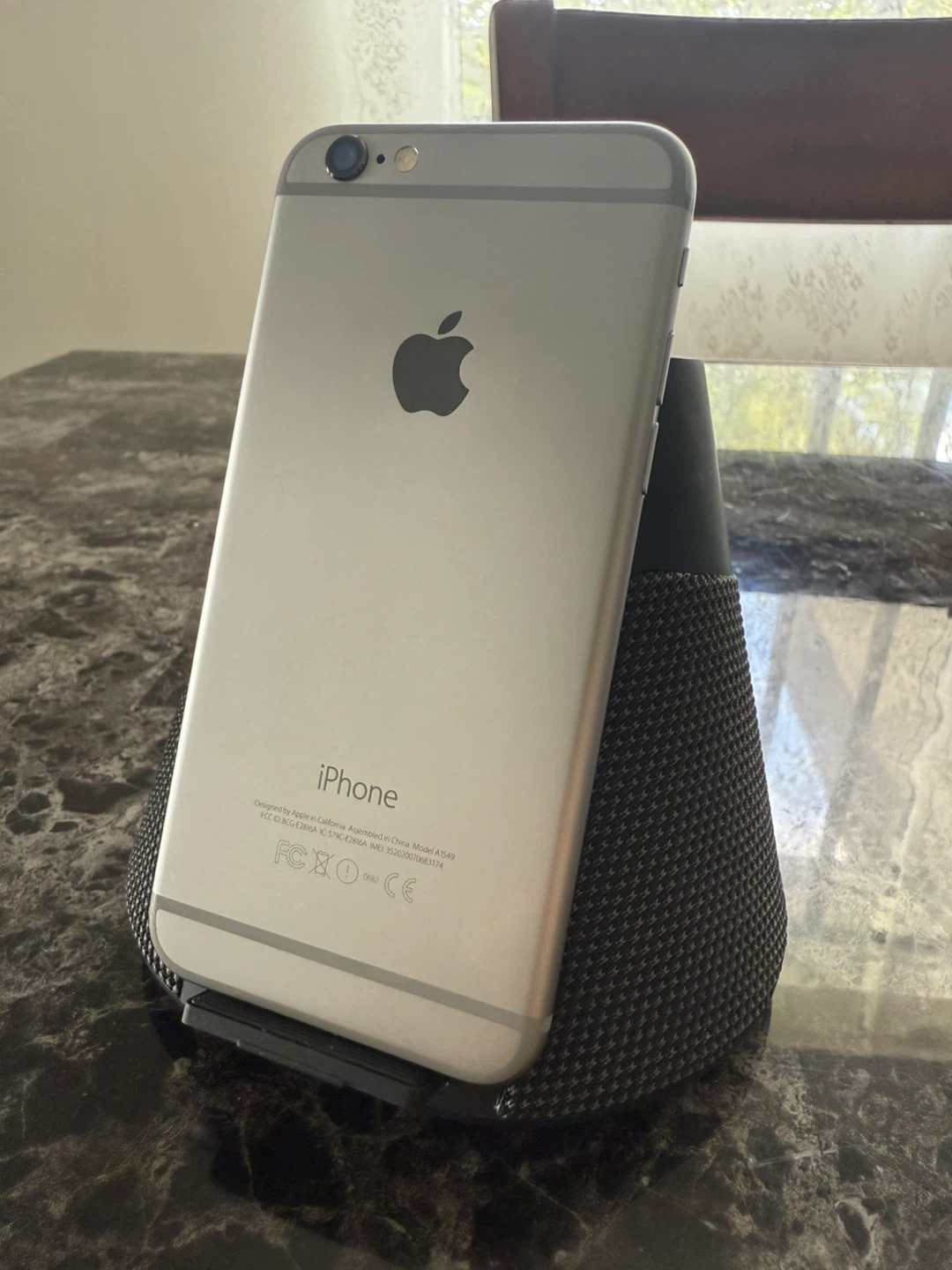 iPhone 6 - photo 3