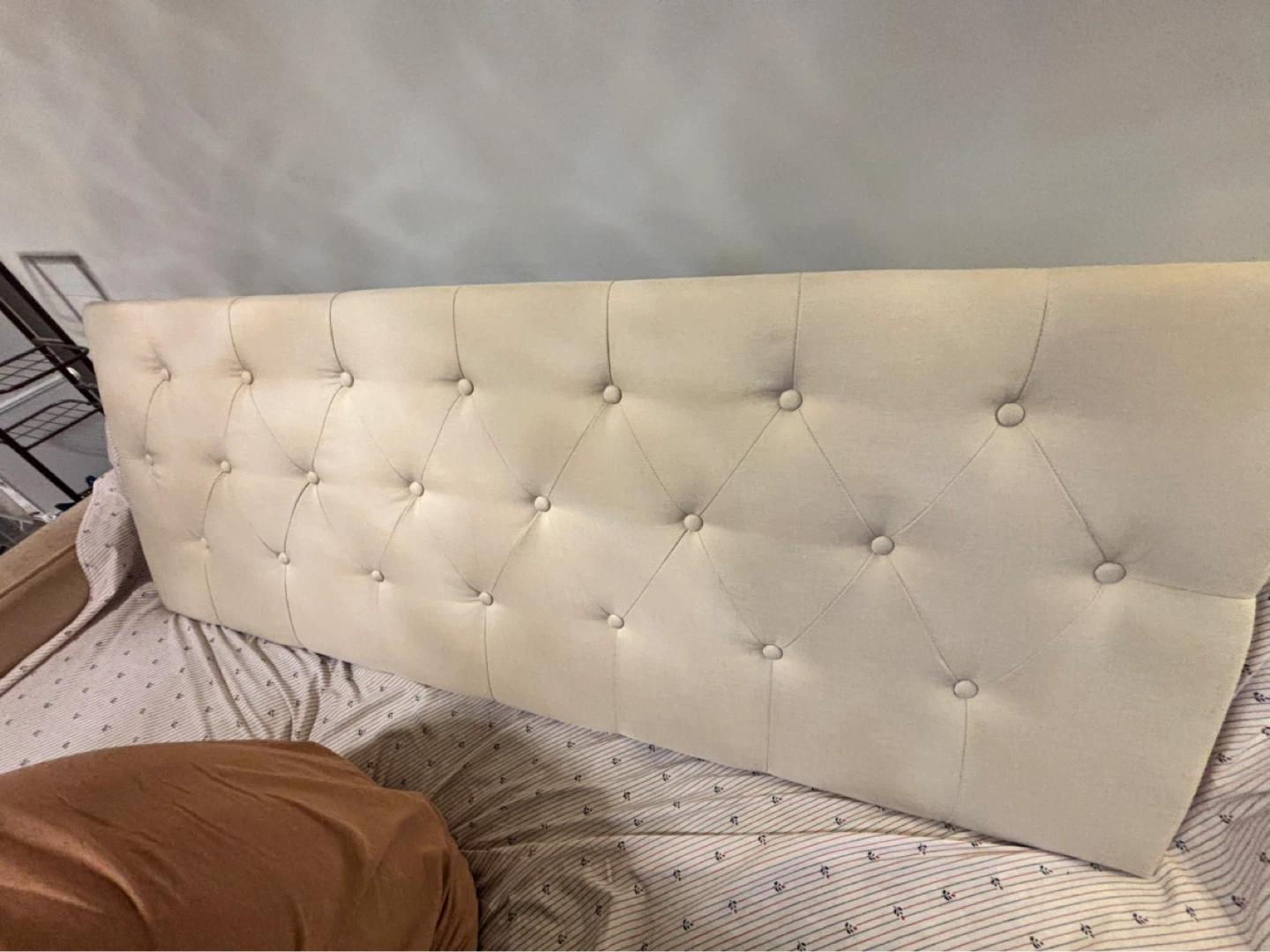 Tufted Upholstered Bed Frame - photo 3