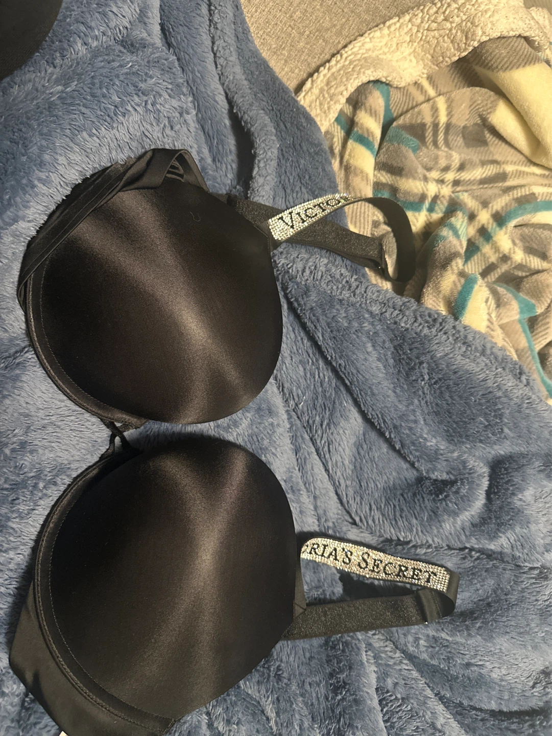 Victoria's Secret Black Push-Up Bra 36C