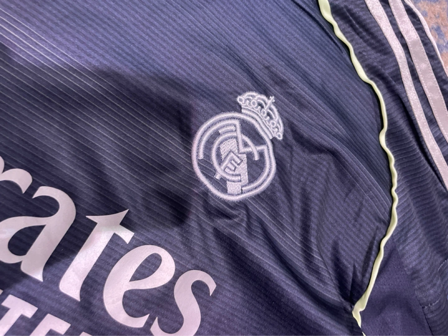 Adidas Real Madrid CF Jersey - Men's Medium - photo 4