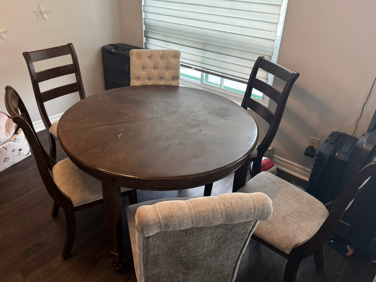 Extendable Dinning table - photo 2