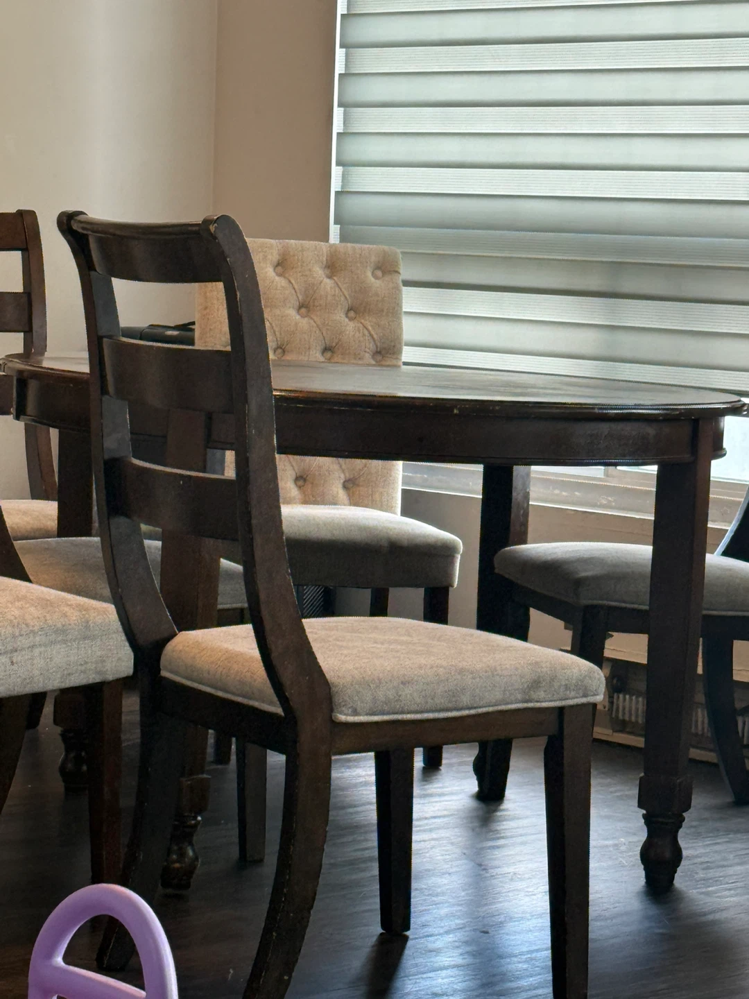 Extendable Dinning table