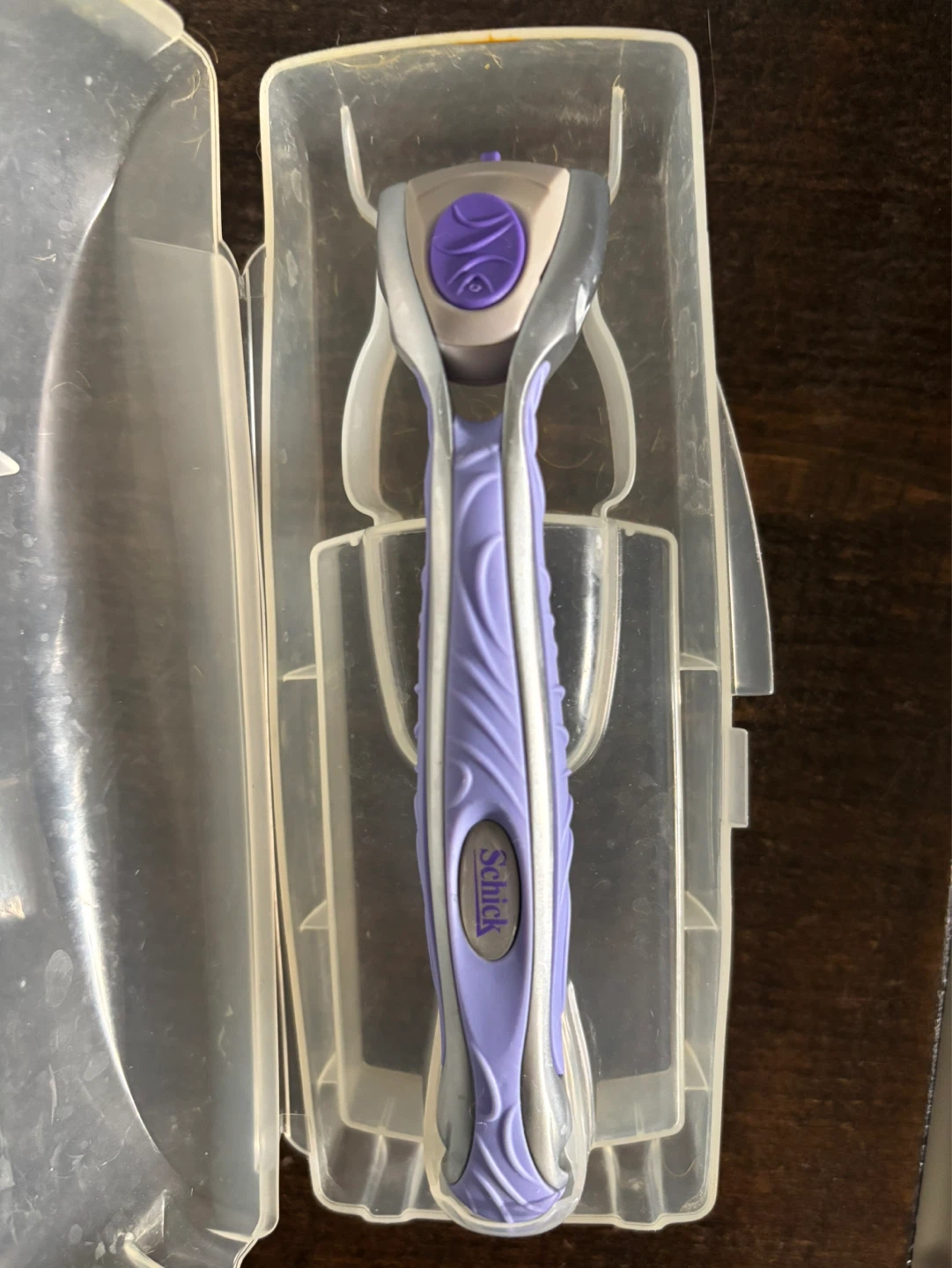 ⚽️Schick Women's Razor Handle with Case