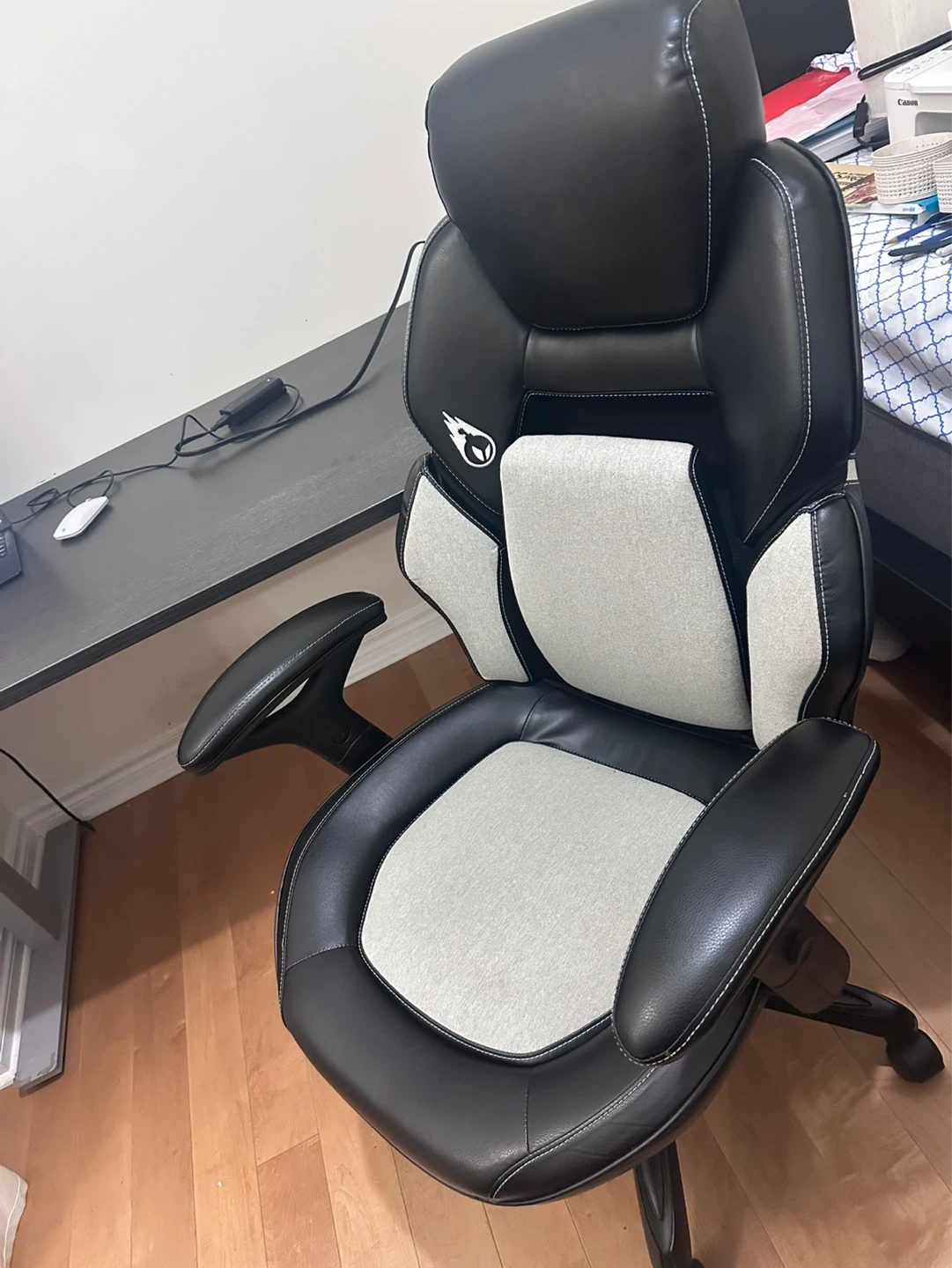 DPS Costco Gaming Chair - photo 3