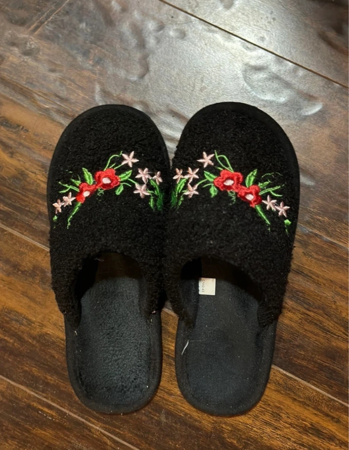 Black Embroidered Slippers⚽️