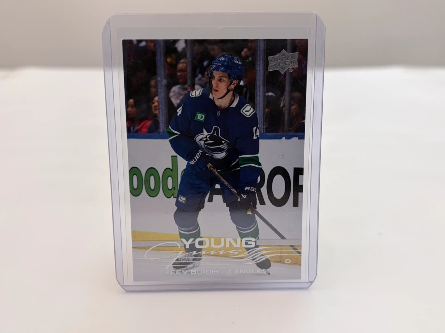 Canucks Zeev Buium Young Guns Rookie Card