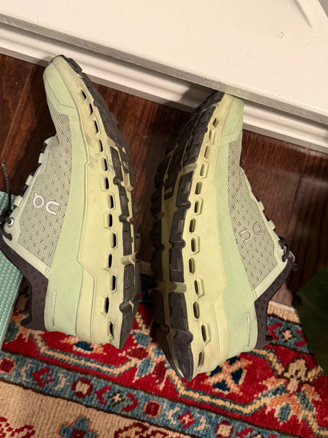 On Cloud 5 Running Shoes - photo 3