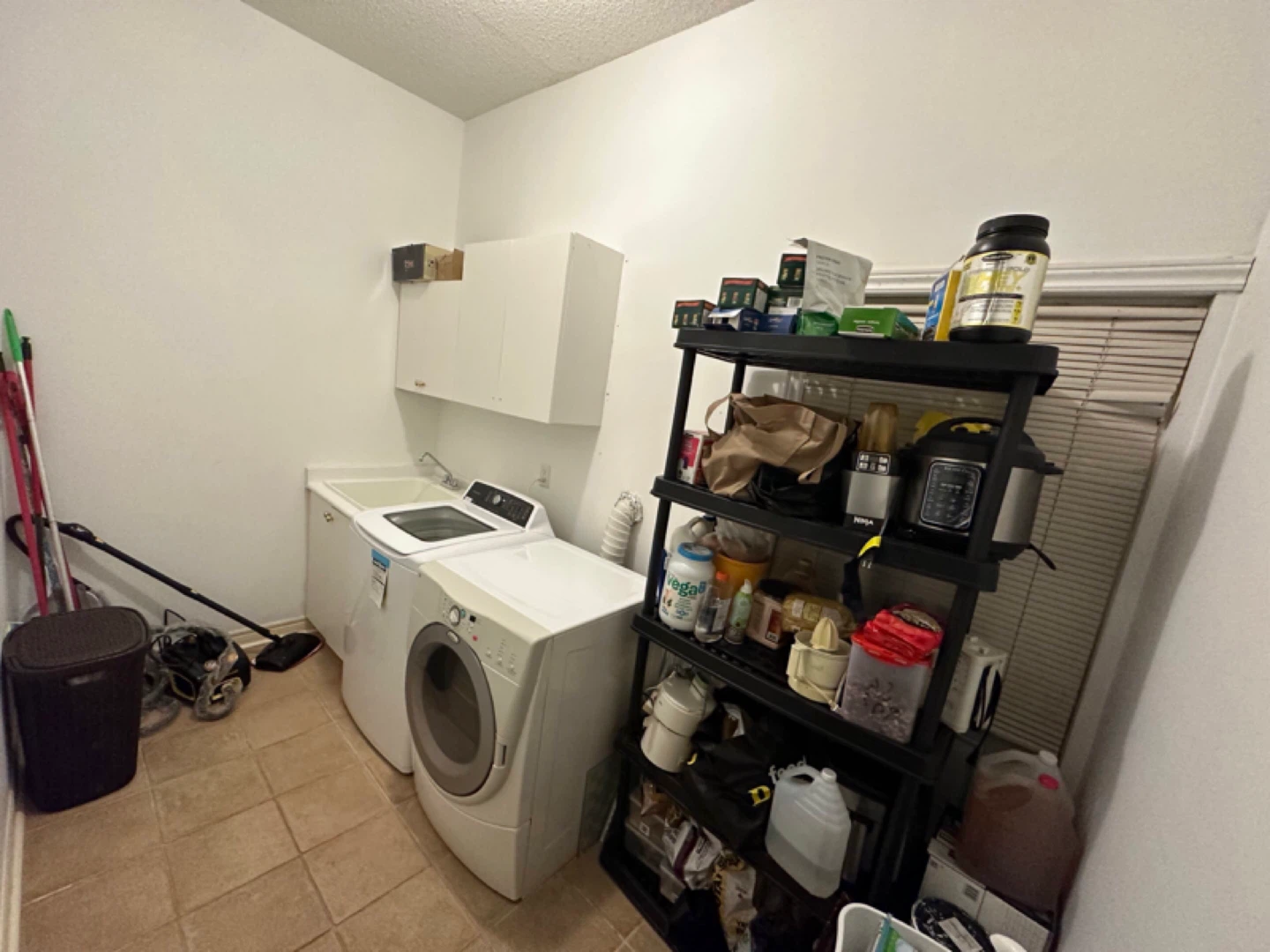 Room for rent: ideal for a female - photo 5
