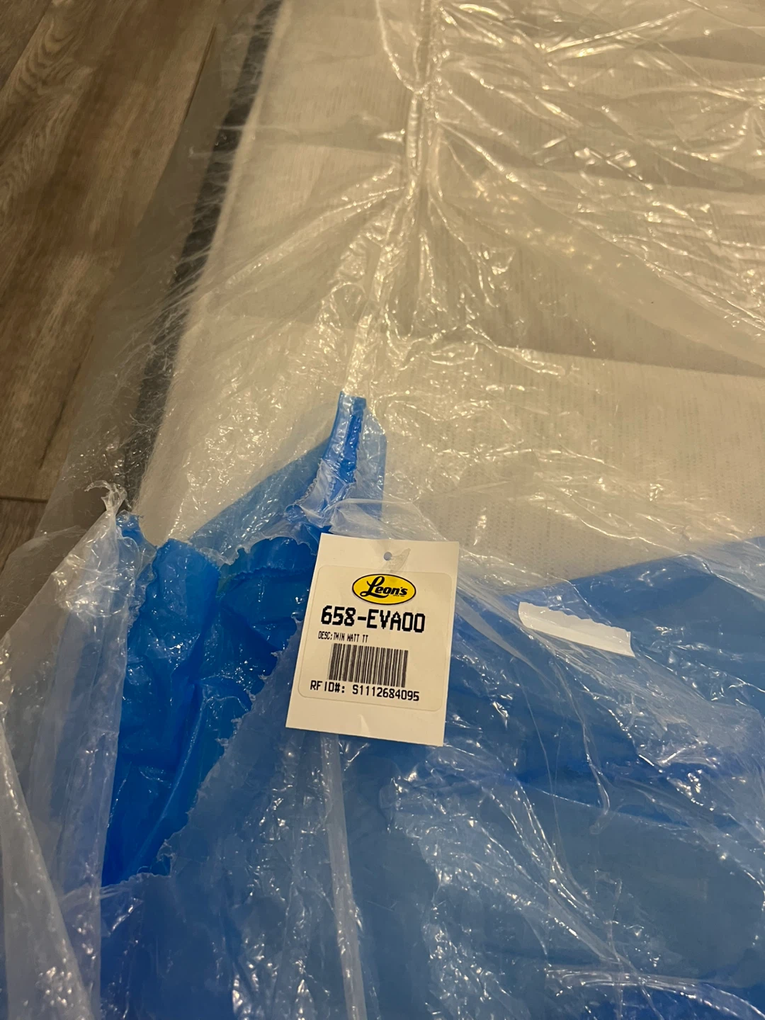Sealy Twin Mattress - photo 4