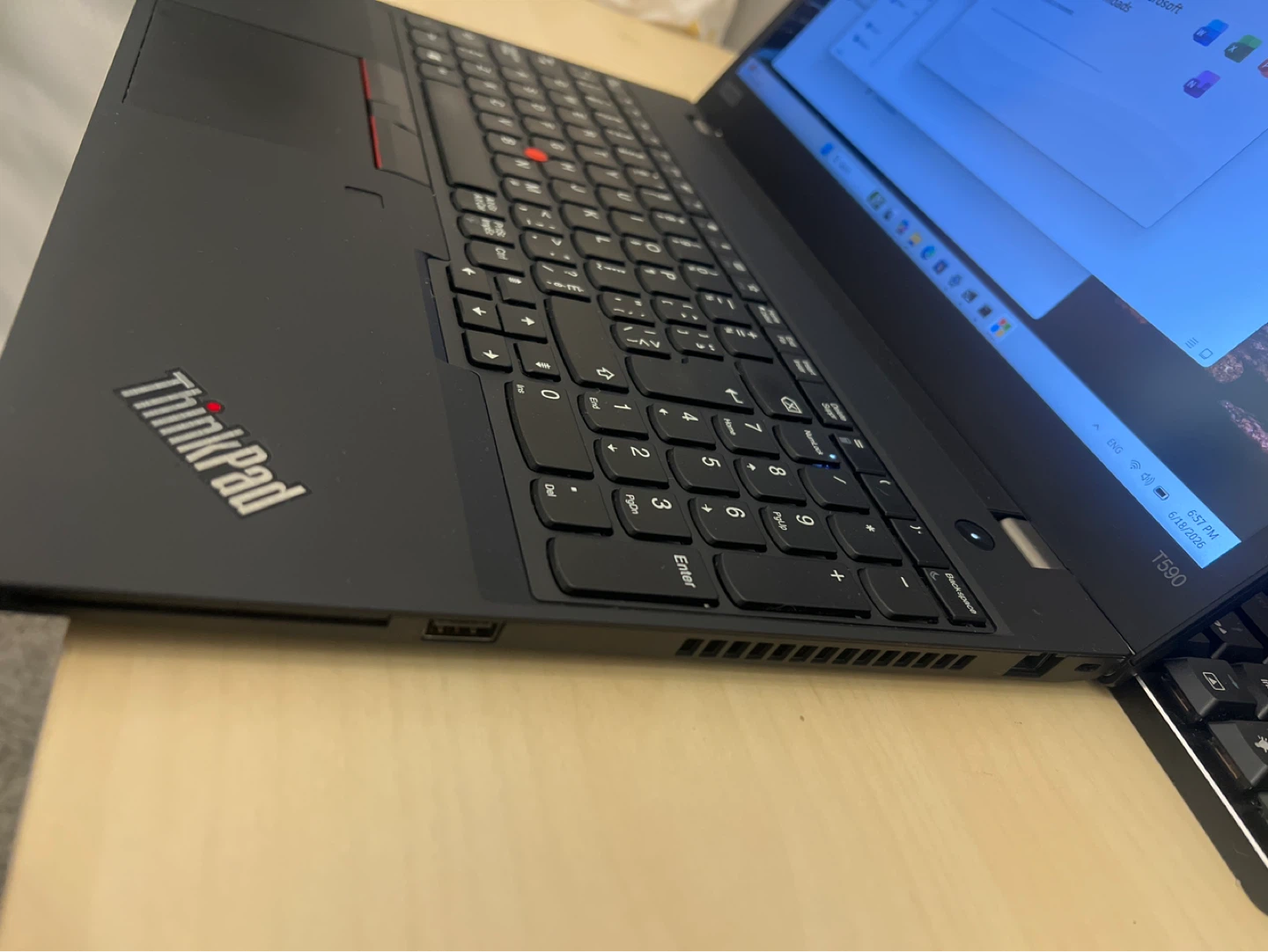 Lenovo ThinkPad T590 Laptop intel i7 8665u 16G 256G win11 pro - photo 3