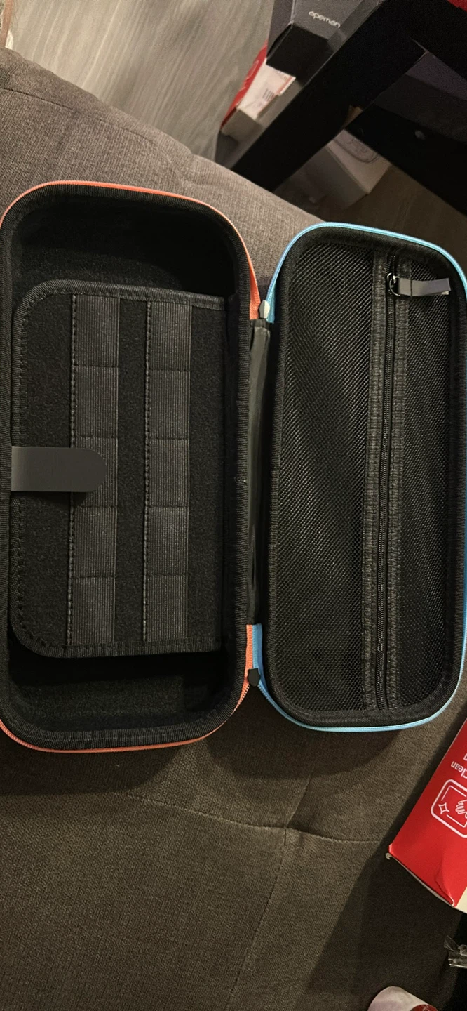 Nintendo Switch 2 Carrying Case - photo 2