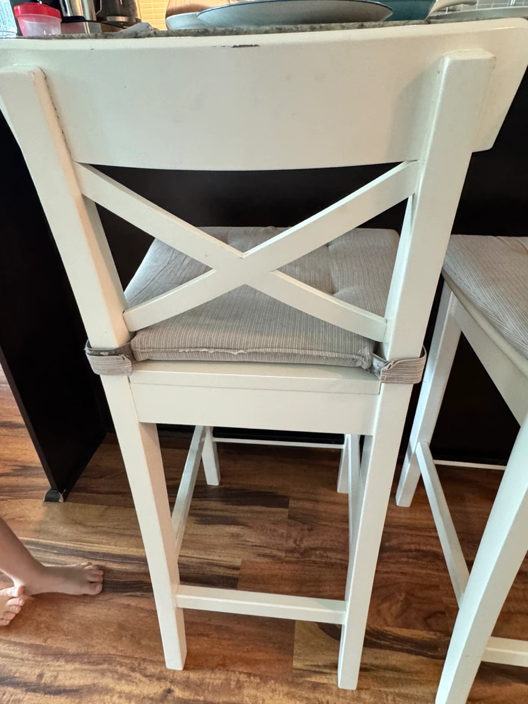 White Counter Stools with Cushioned Seats - photo 3