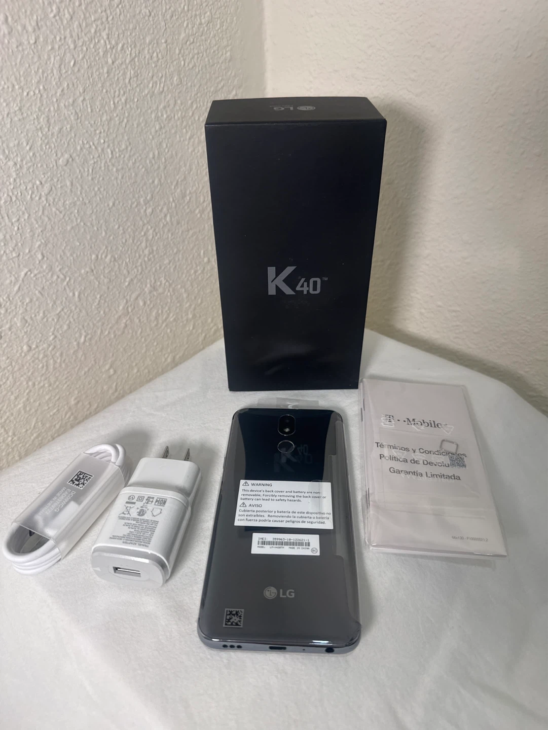 LG K40 32GB Gray T-Mobile Smartphone - photo 3