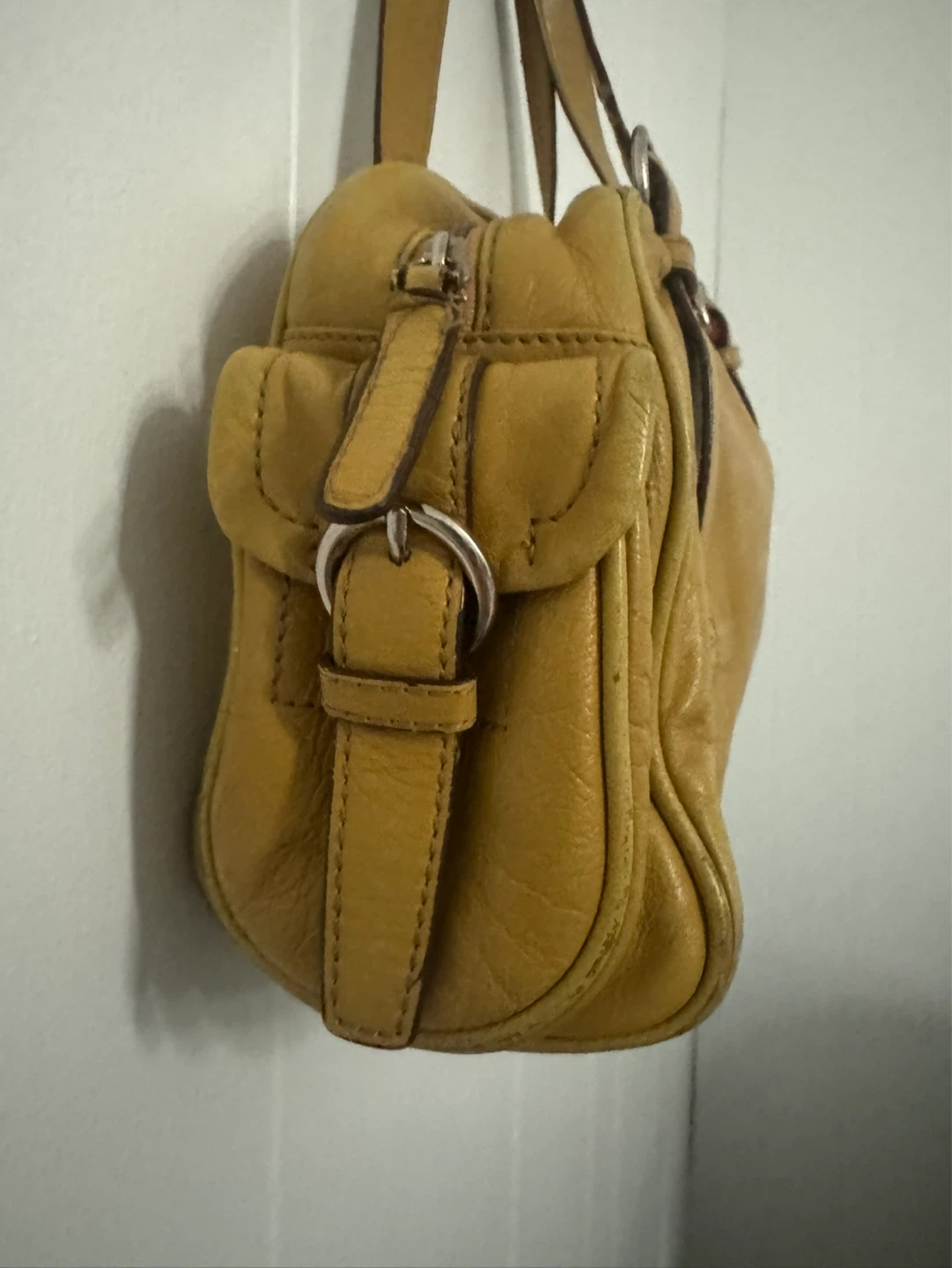 Italian hand craft brand, Mazzini Yellow Leather Shoulder Bag - photo 3