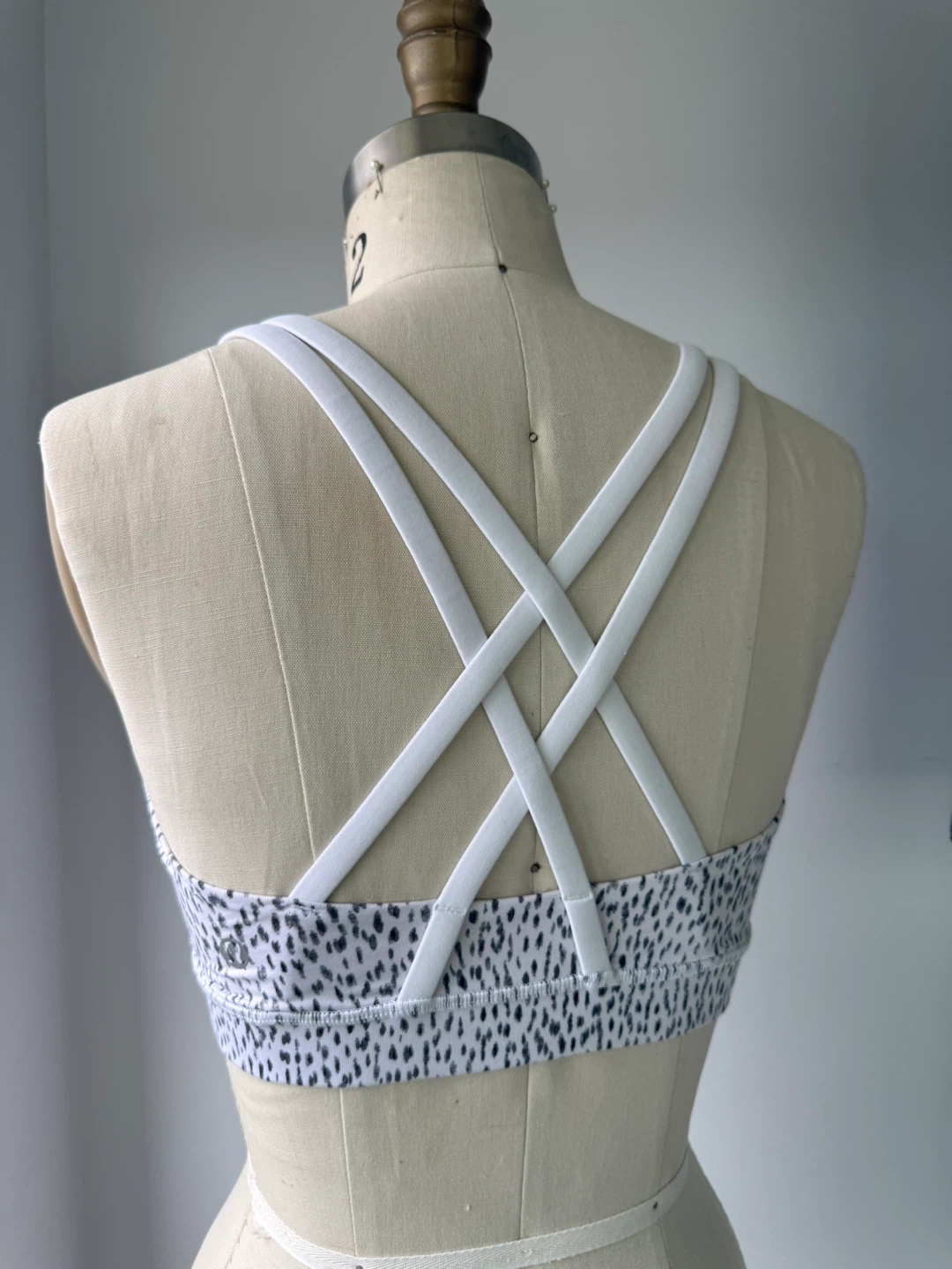 ⚽️Lululemon Sports Bra size 6 - photo 2
