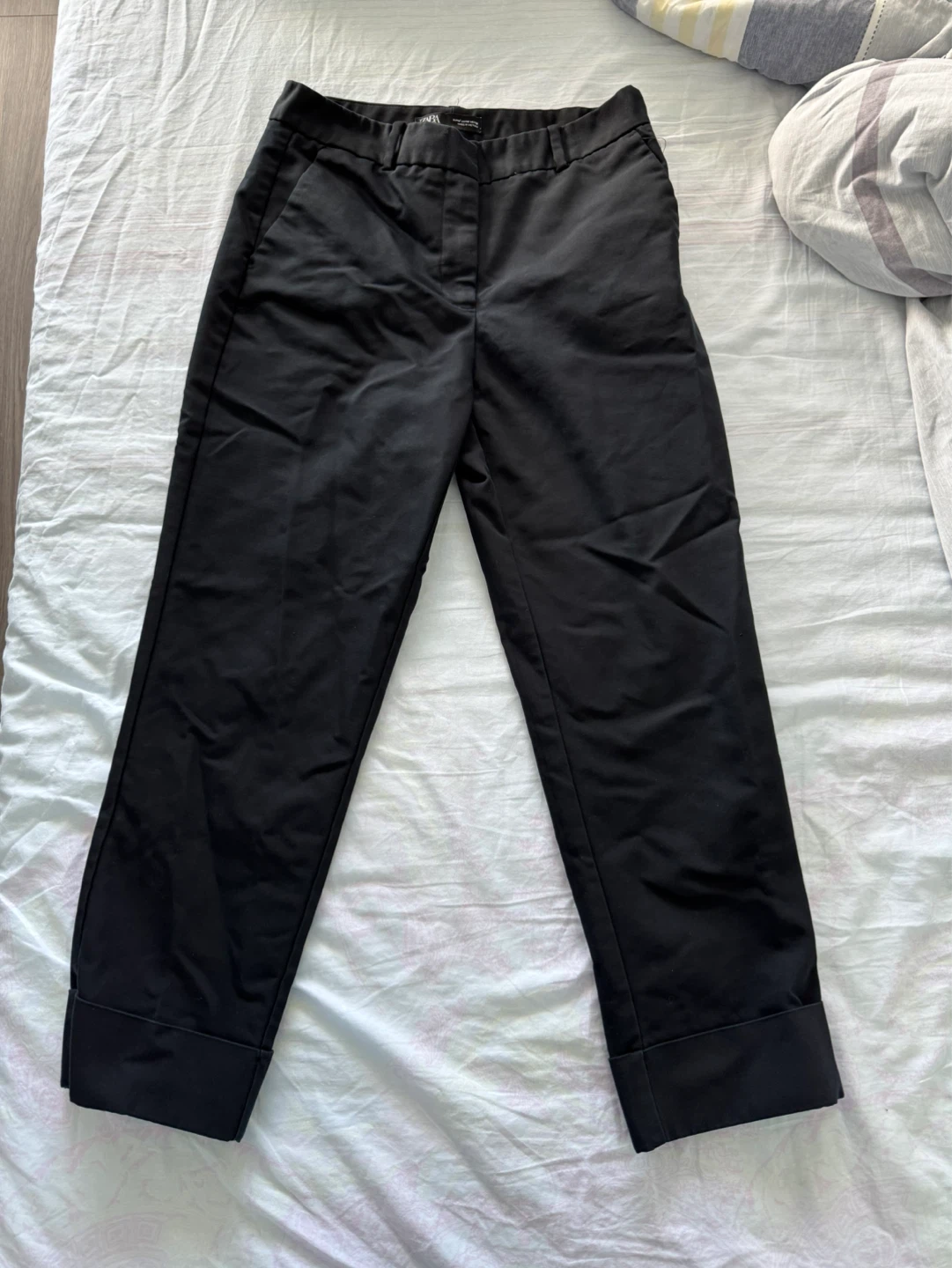 Black pant perfect for work