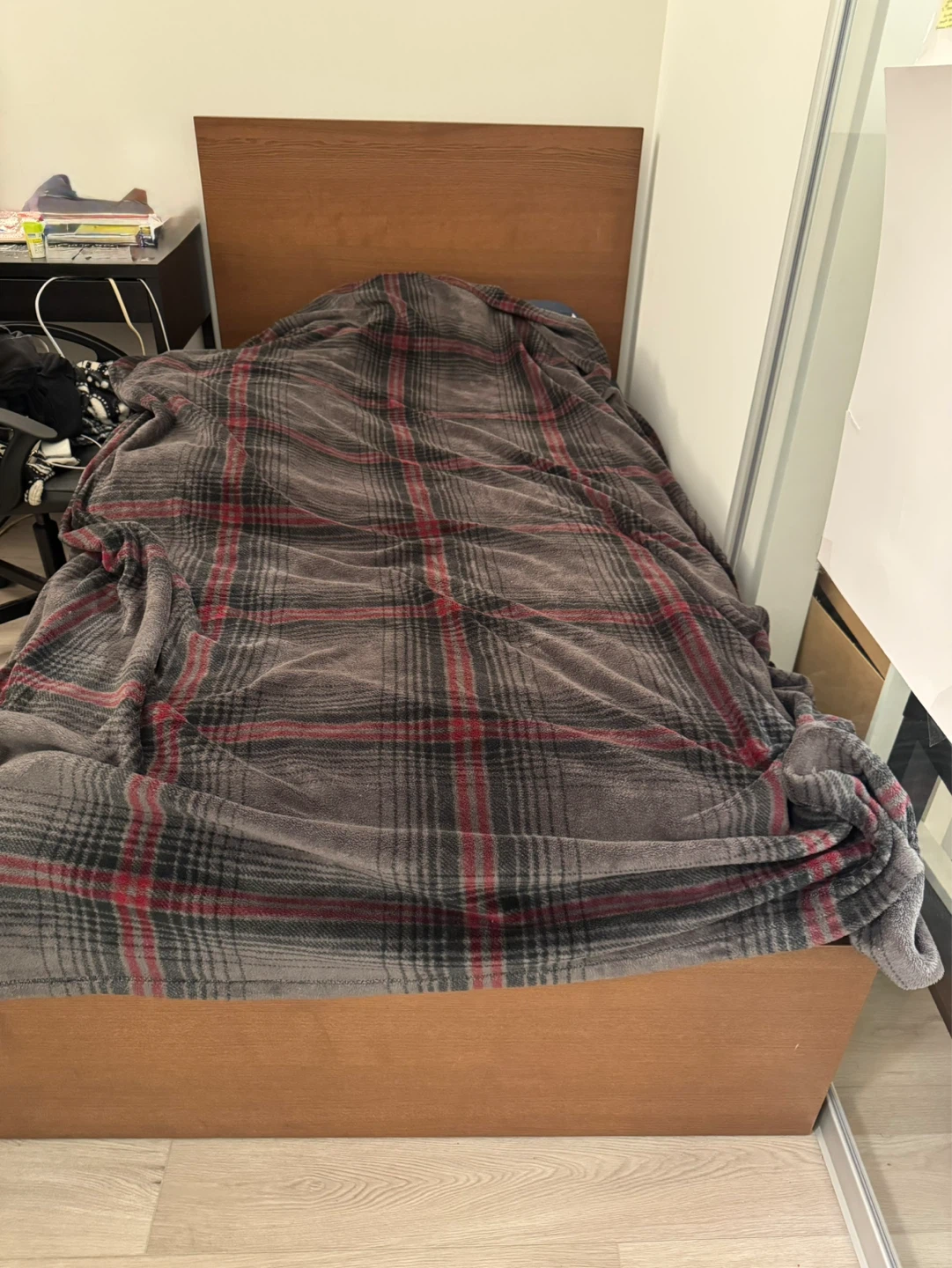 Twin Bed Frame with Headboard and mattress