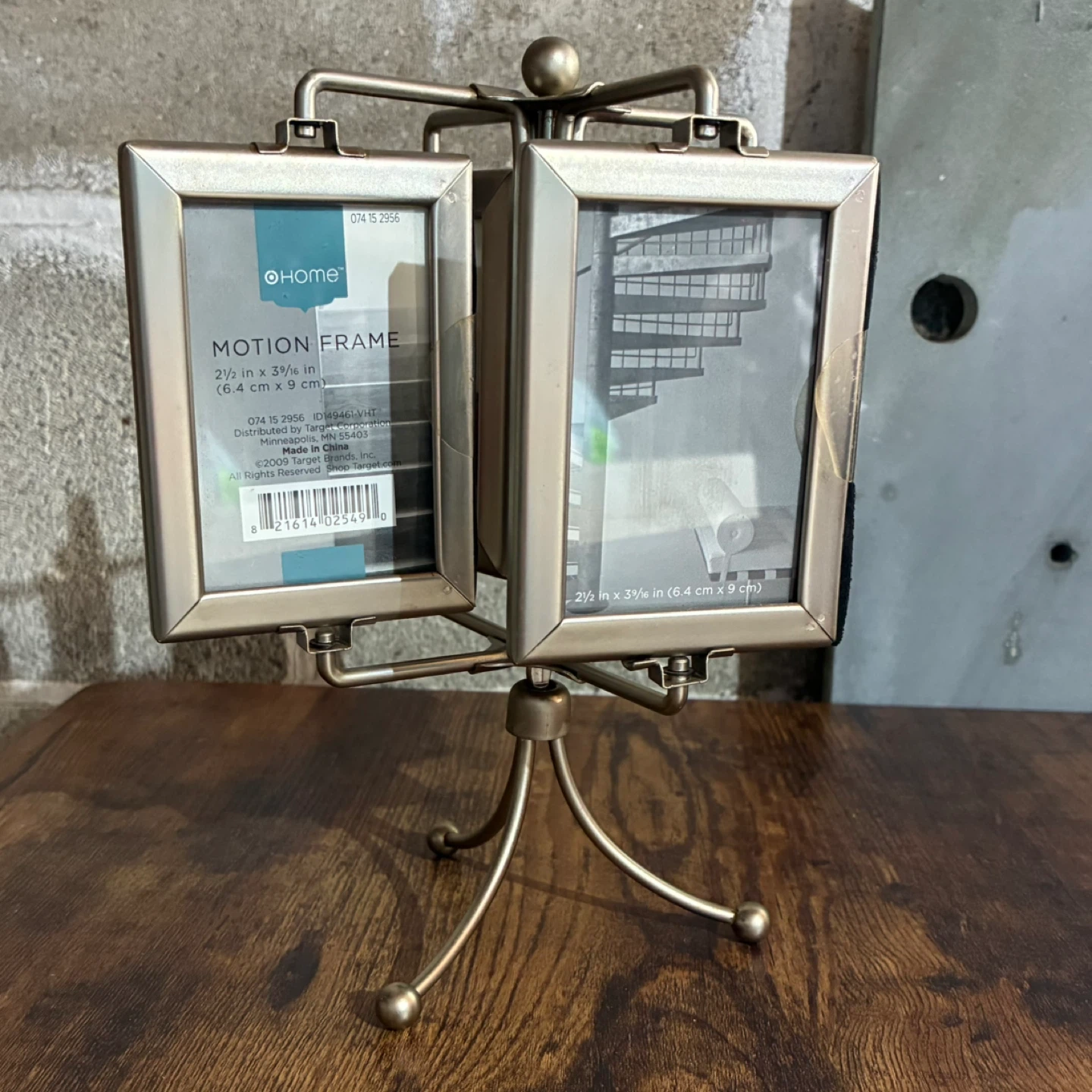 HOME Motion Picture Frame Pewter 8 Photos Spins New - photo 2