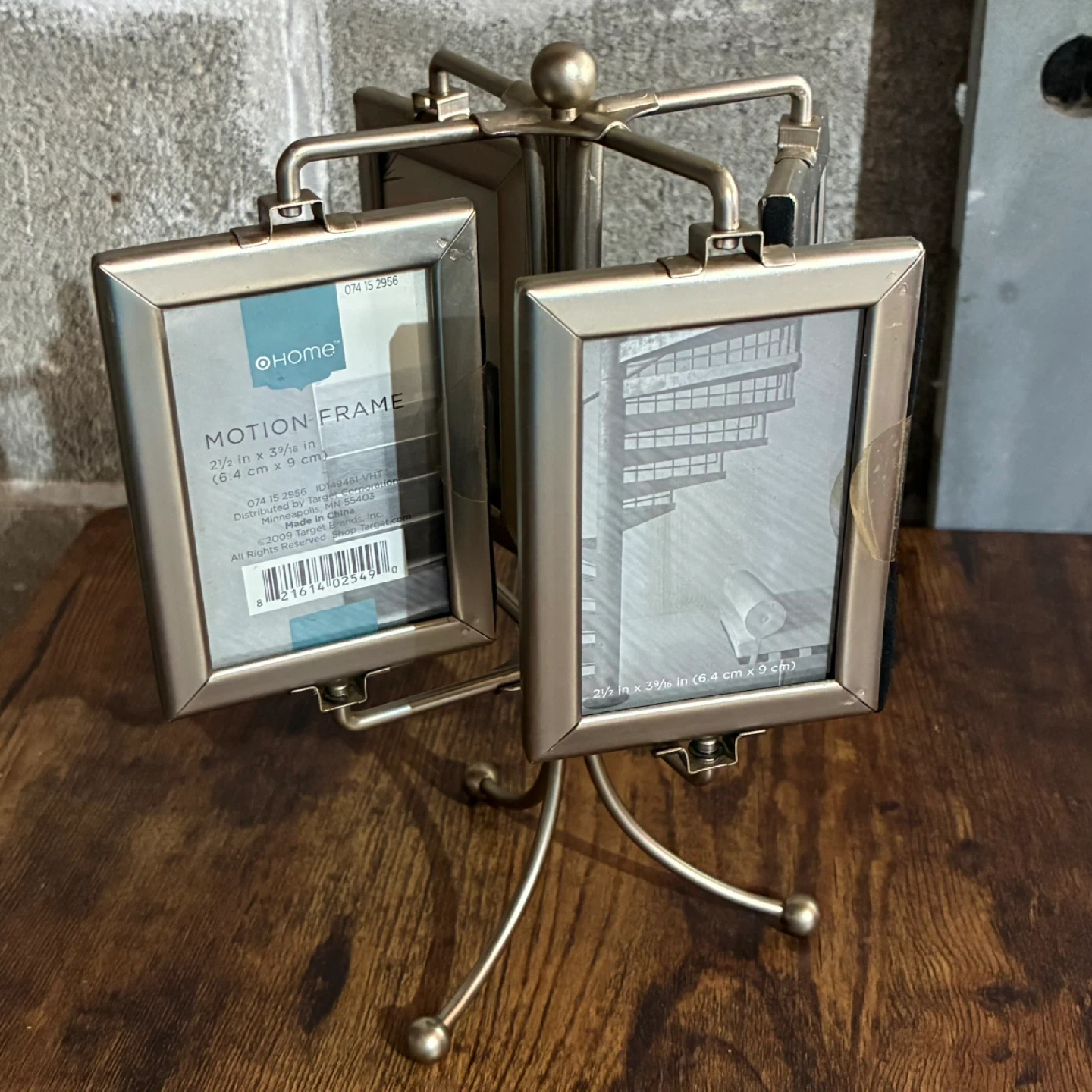 HOME Motion Picture Frame Pewter 8 Photos Spins New - photo 3