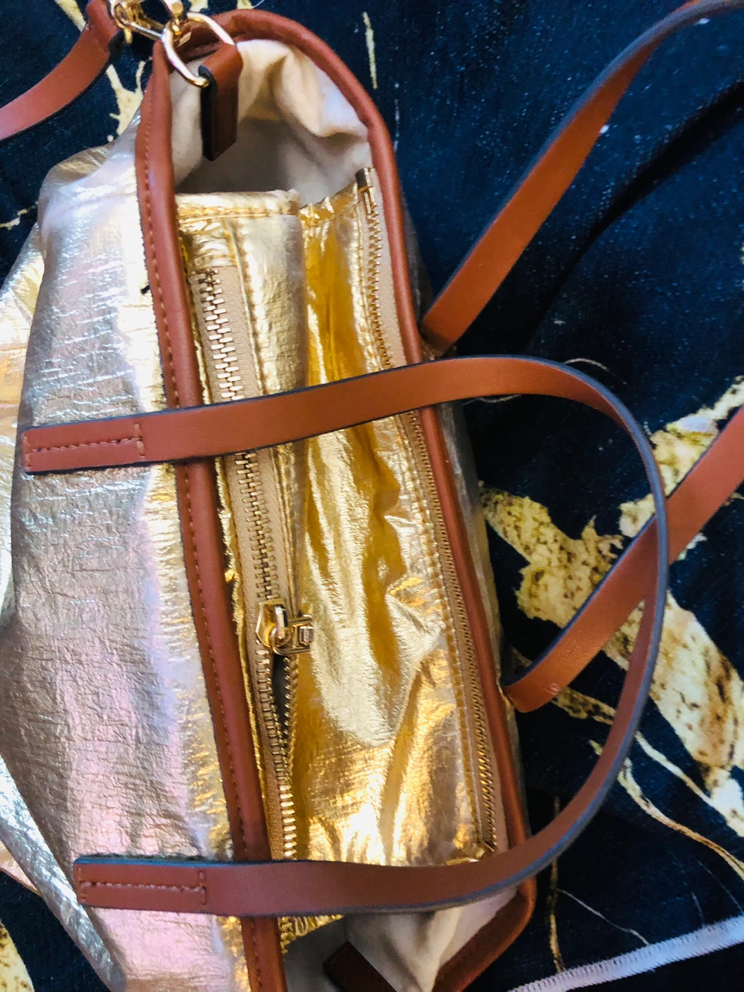 Parfois Gold Metallic Tote Bag French - photo 2