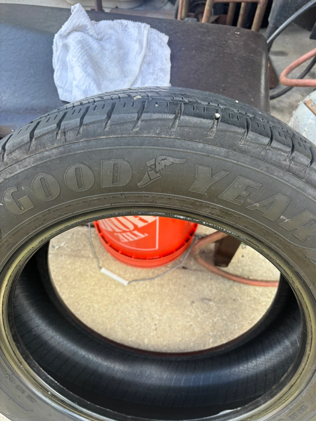 Goodyear Tire 225/60R17 - photo 4