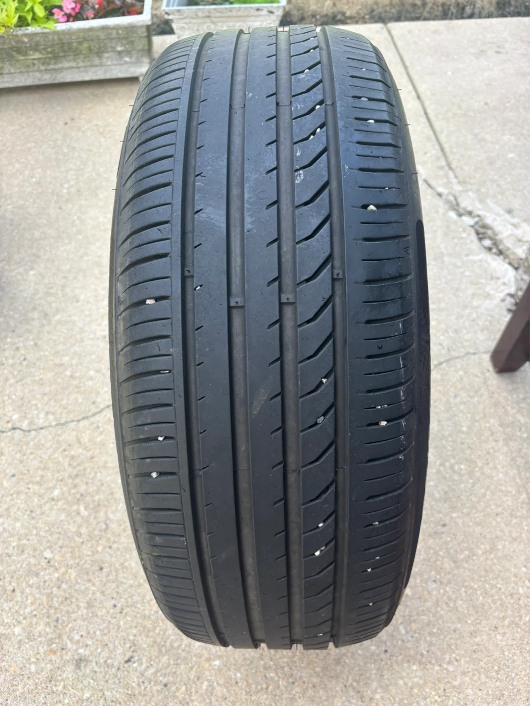 Goodyear Tire 225/60R17 - photo 3