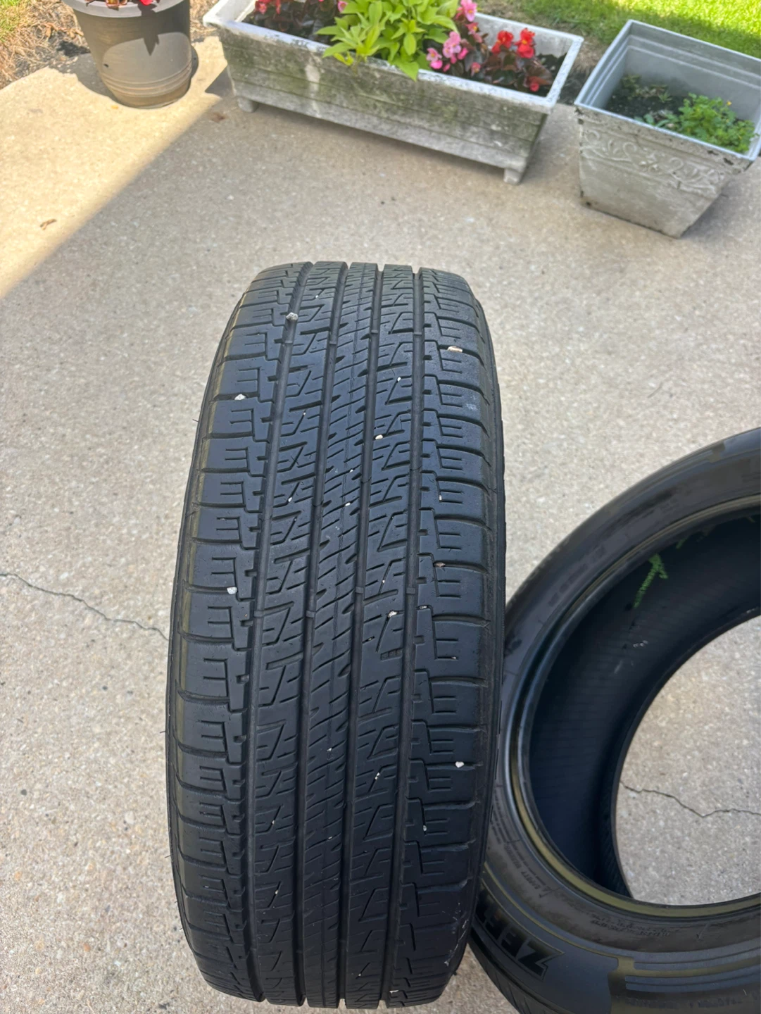 Goodyear Tire 225/60R17 - photo 2